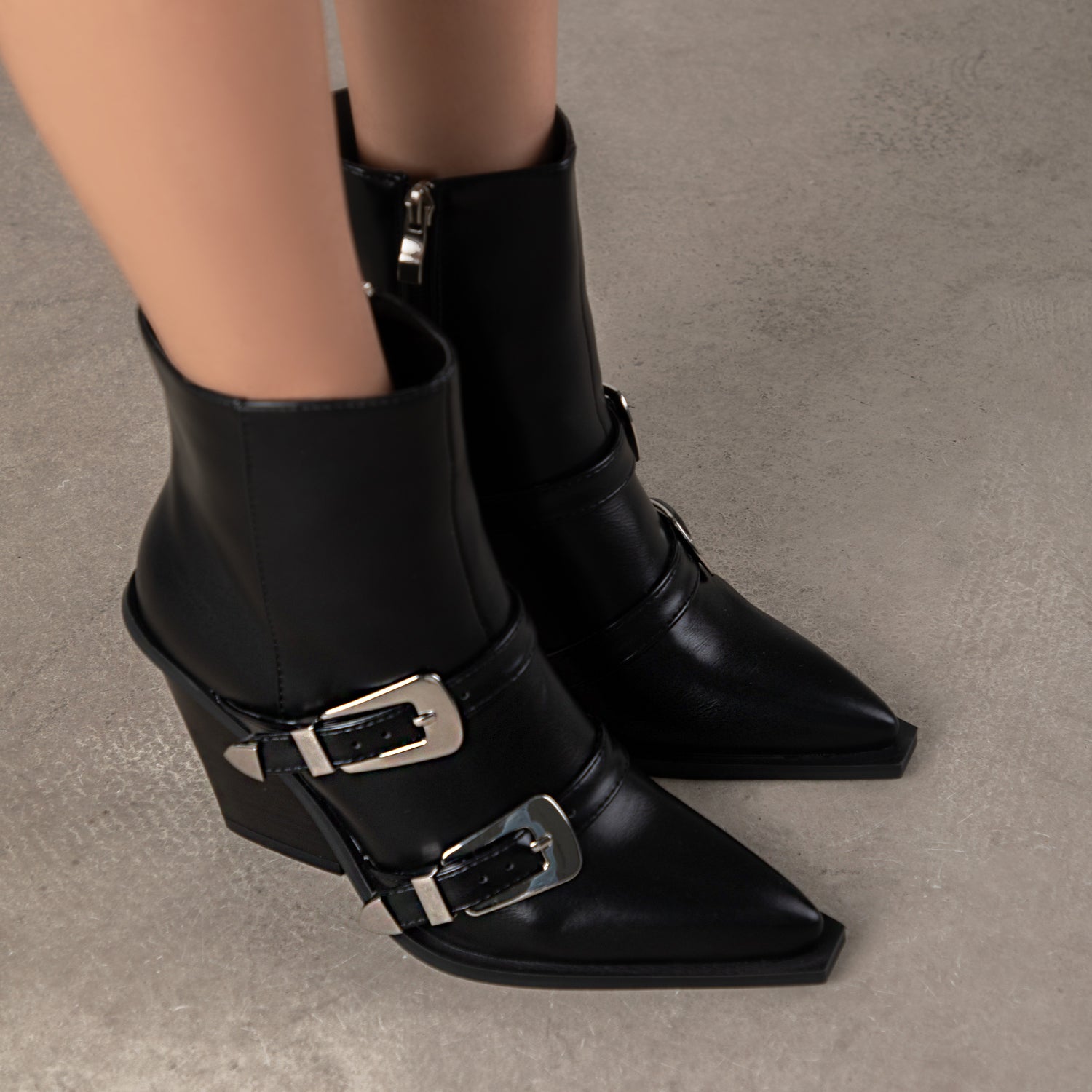 RAID June Block Heeled Ankle Boots in Black