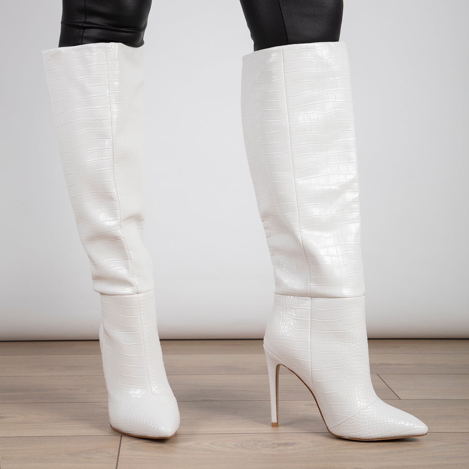 RAID Sonny Wide Fit Stiletto Heeled Boot in White