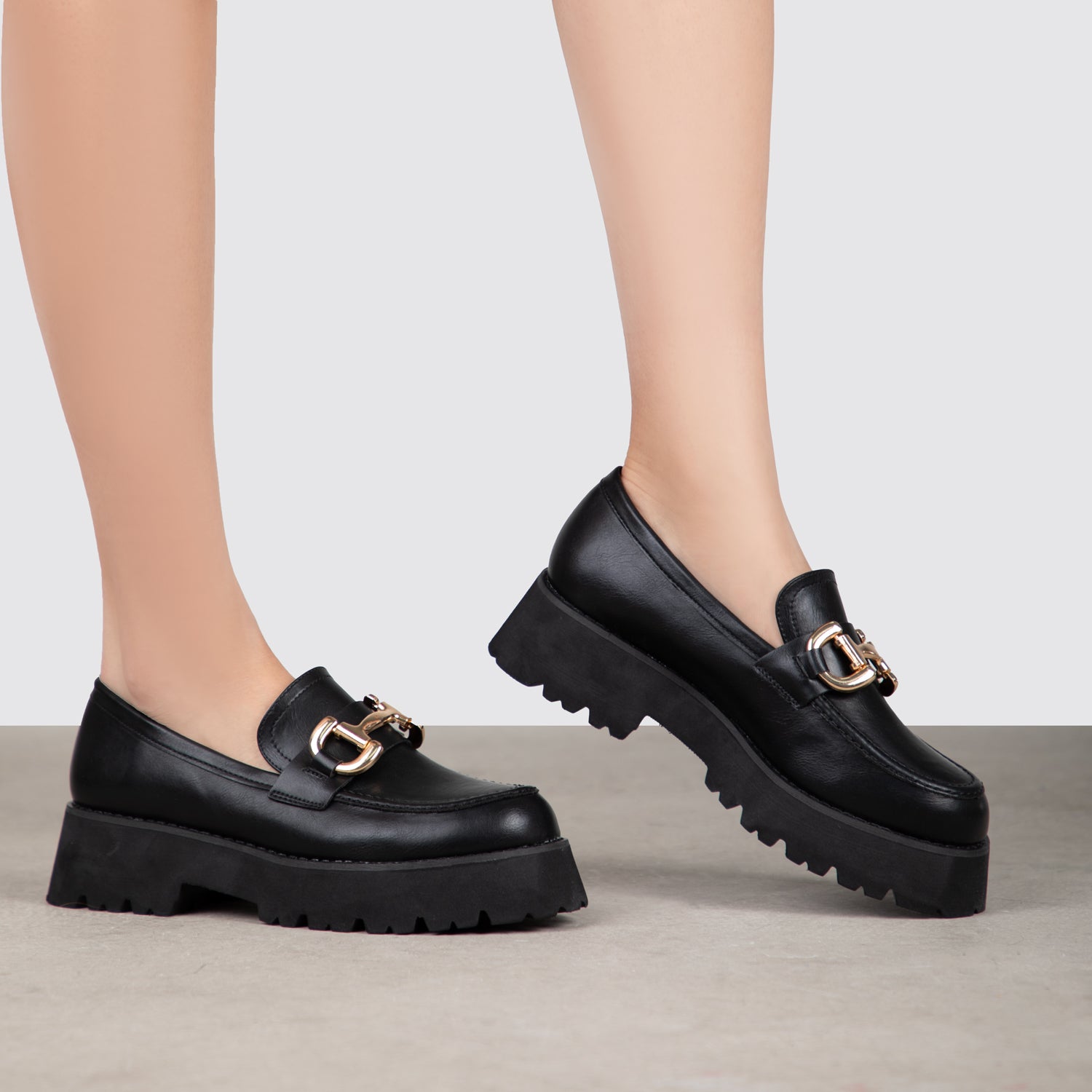 RAID Gennia Chunky Flat Shoes in Black