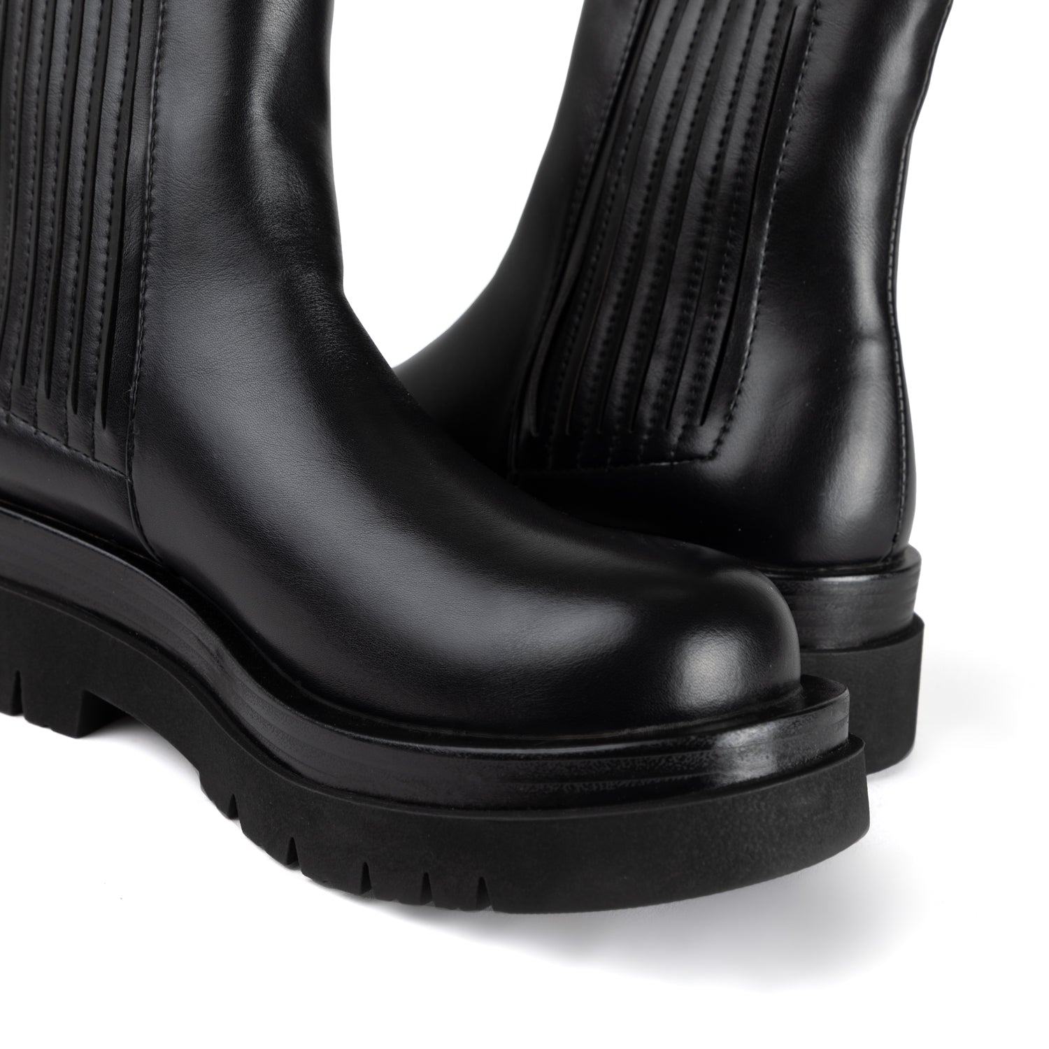 RAID Ailani Chunky Ankle Boots in Black