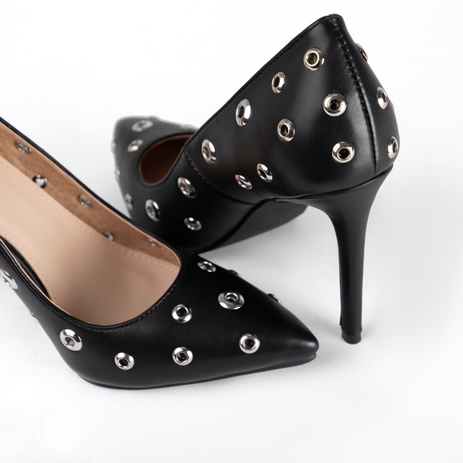 RAID Dover Court Heels in Black