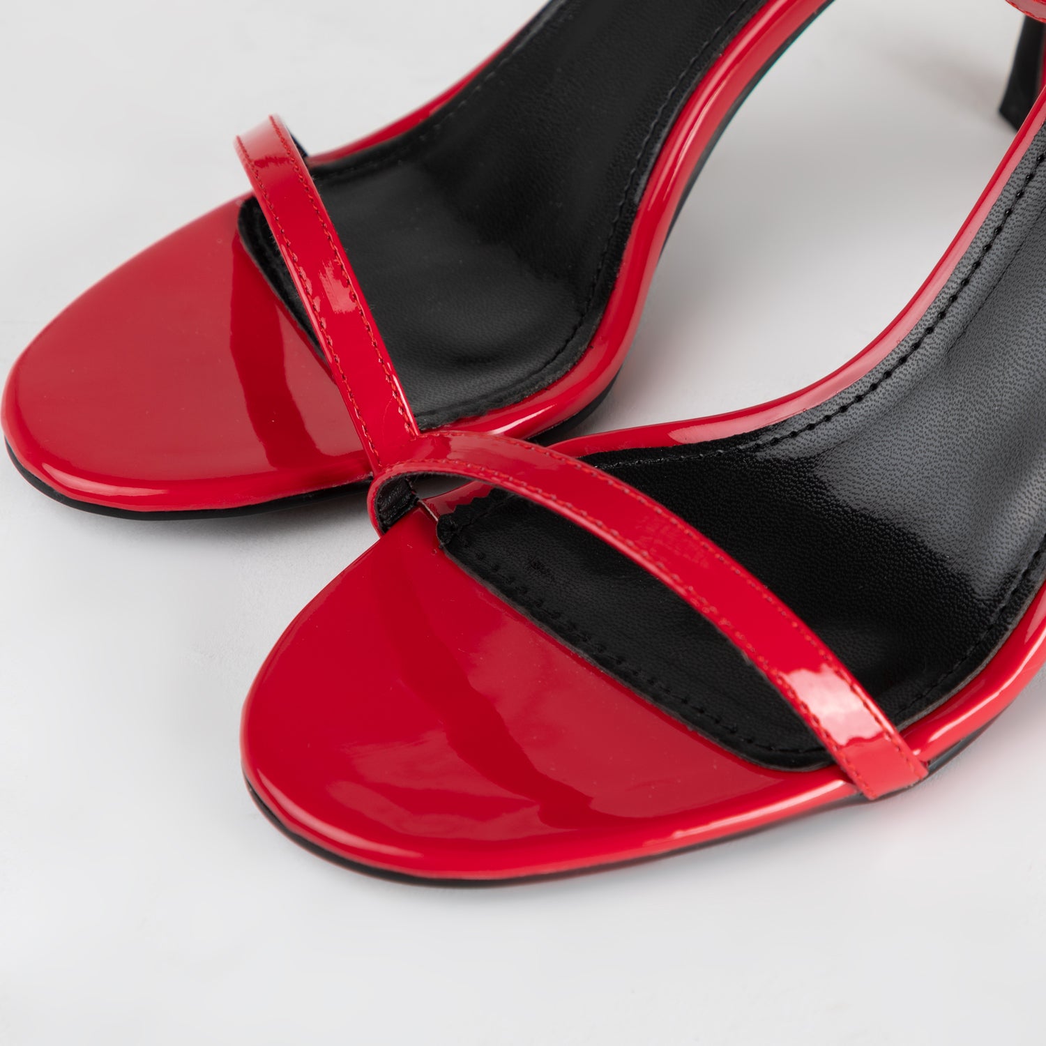 RAID Everlea Heeled Sandals in Red