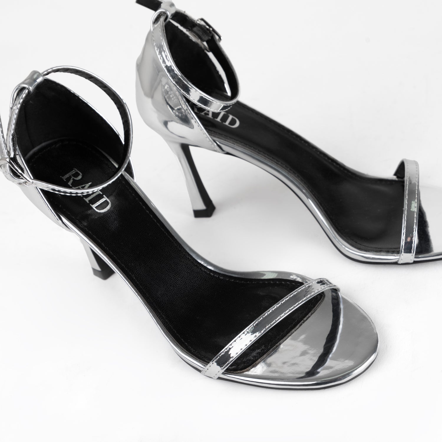 RAID Everlea Heeled Sandals in Silver Metallic