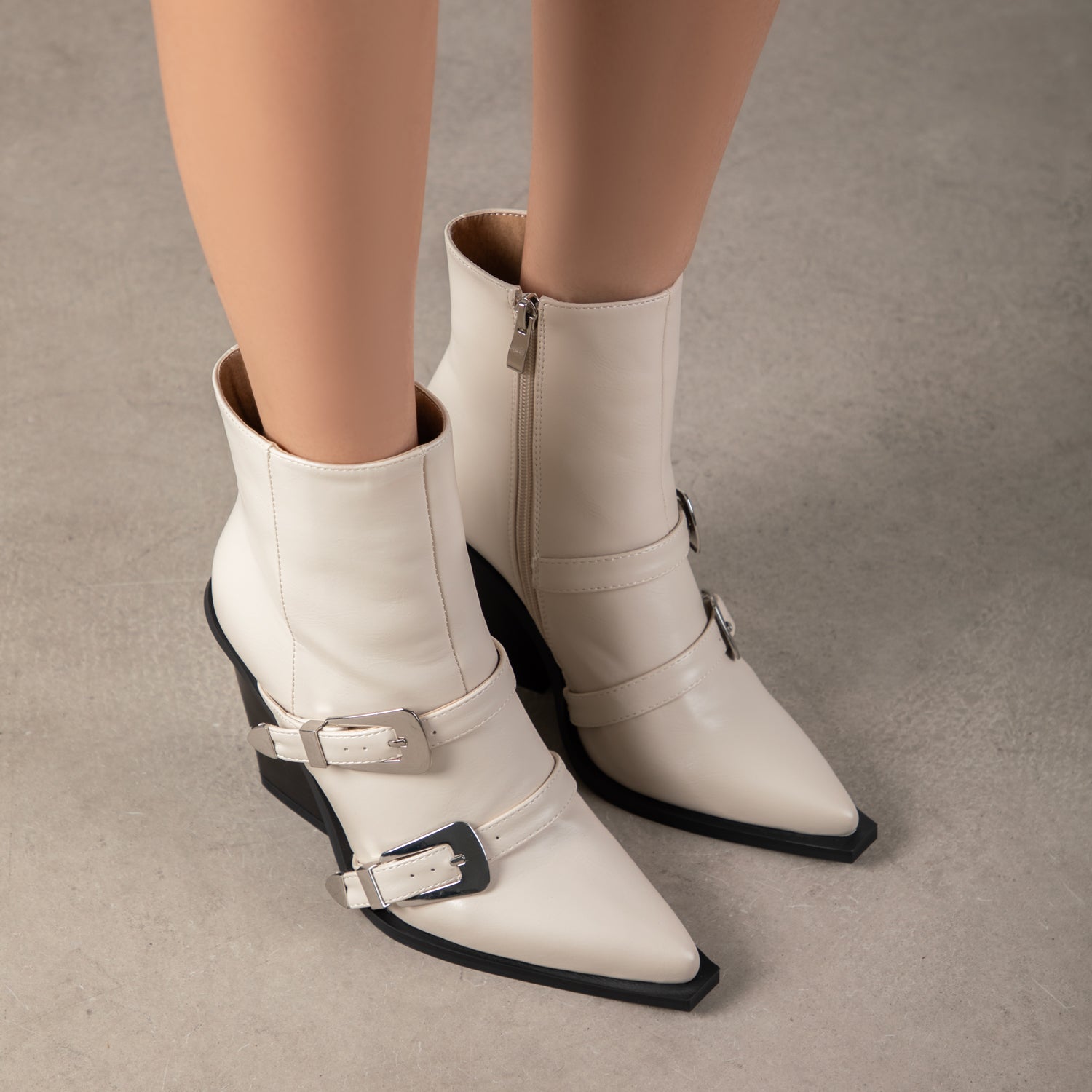 RAID June Block Heeled Ankle Boots in Off White