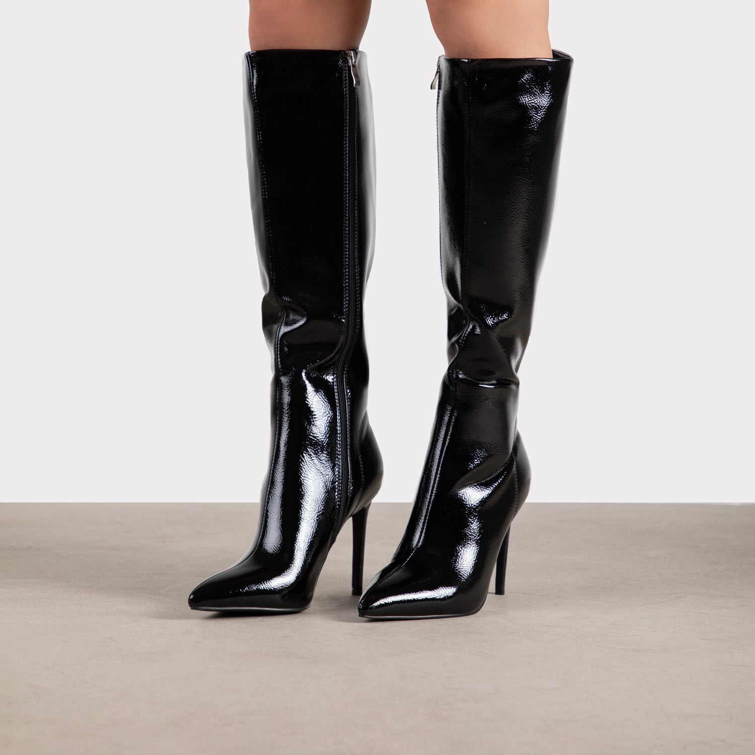 RAID Justin Knee High Boots in Black