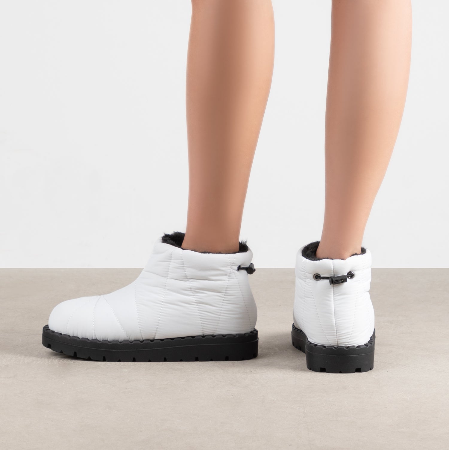 RAID Lexxi Ankle Boots in White