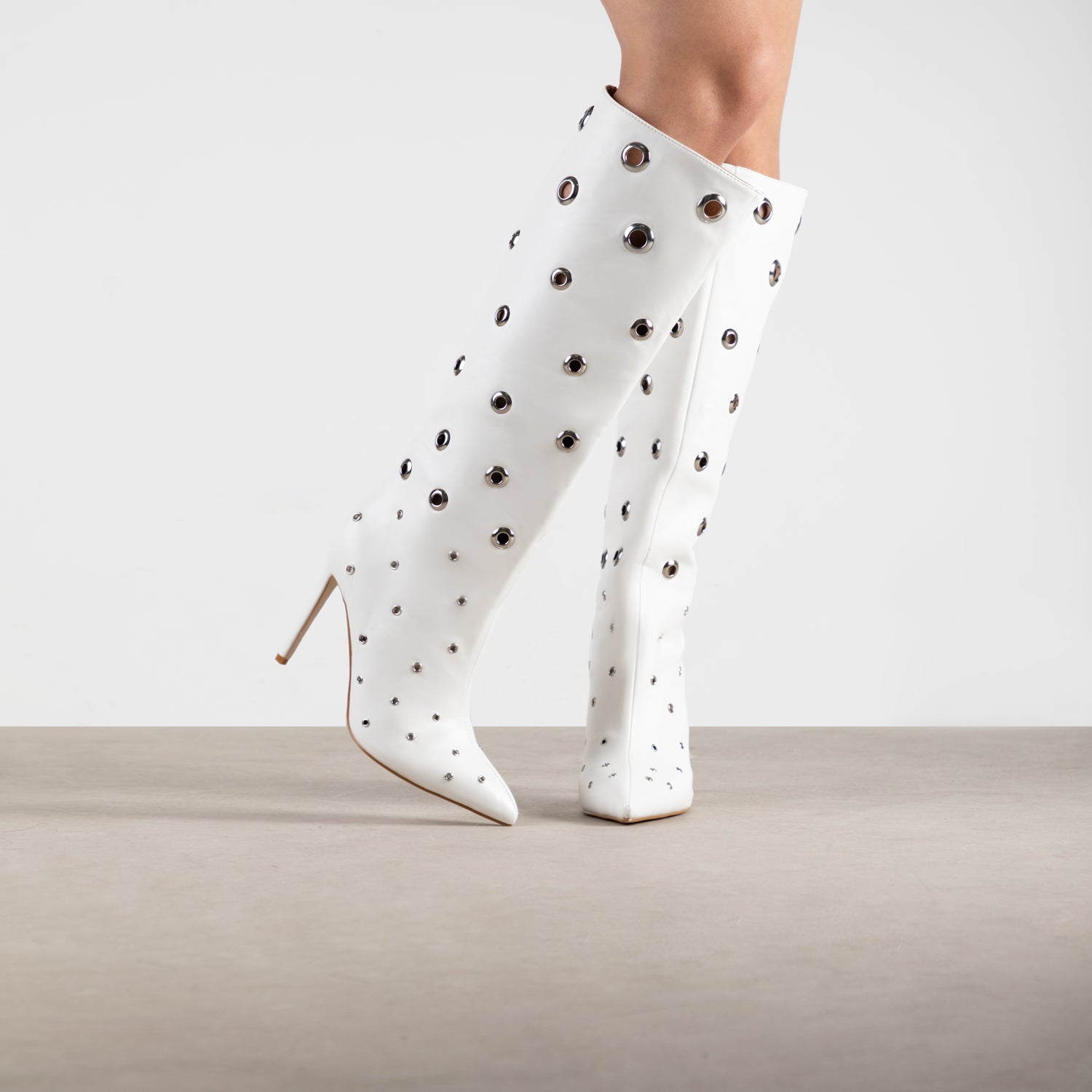 RAID Loryn Knee High Boots in White