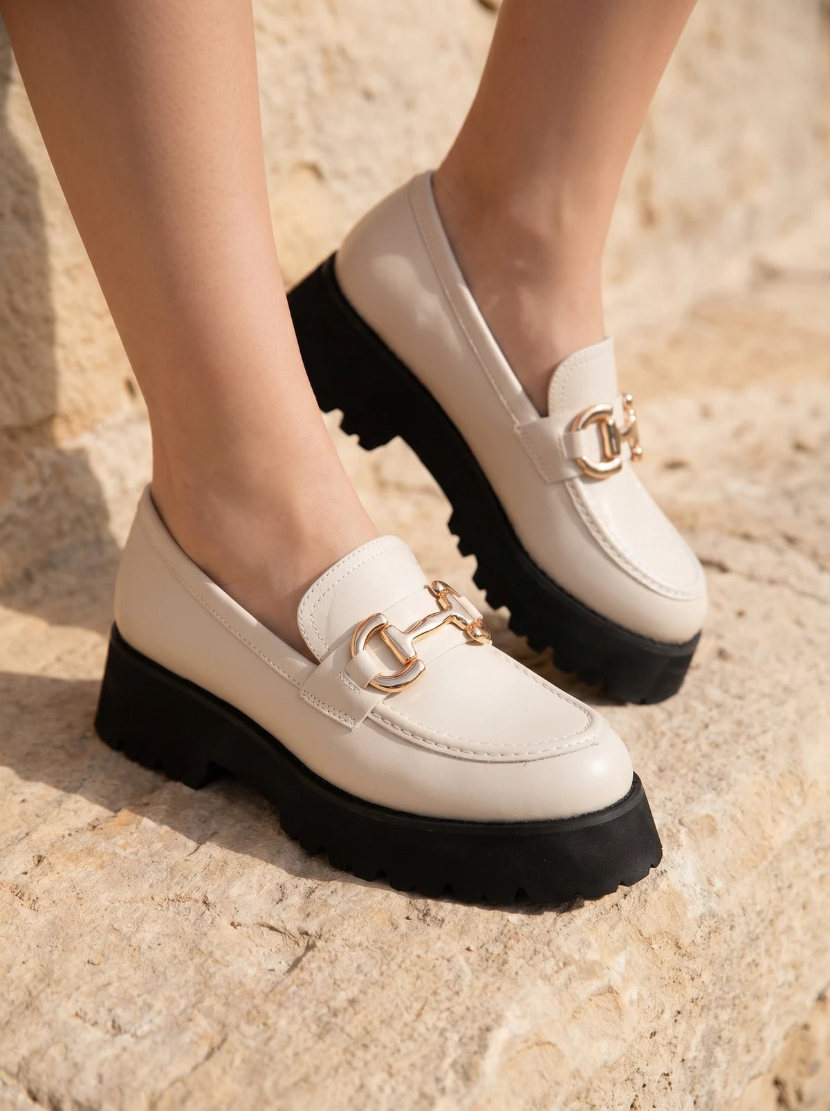 RAID Gennia Chunky Flat Shoes in Oat