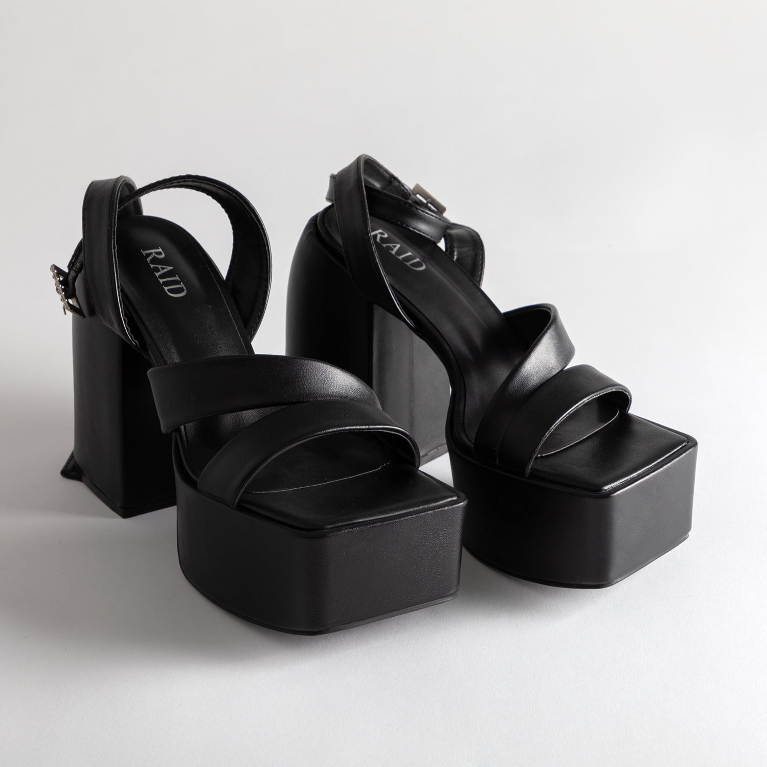 RAID Zaina Platform Sandal in Black