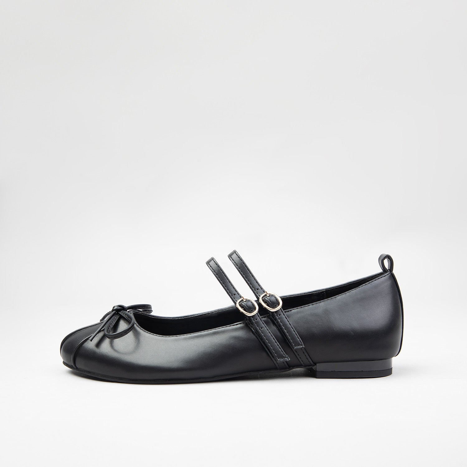 RAID Idol Ballet Flats in Black