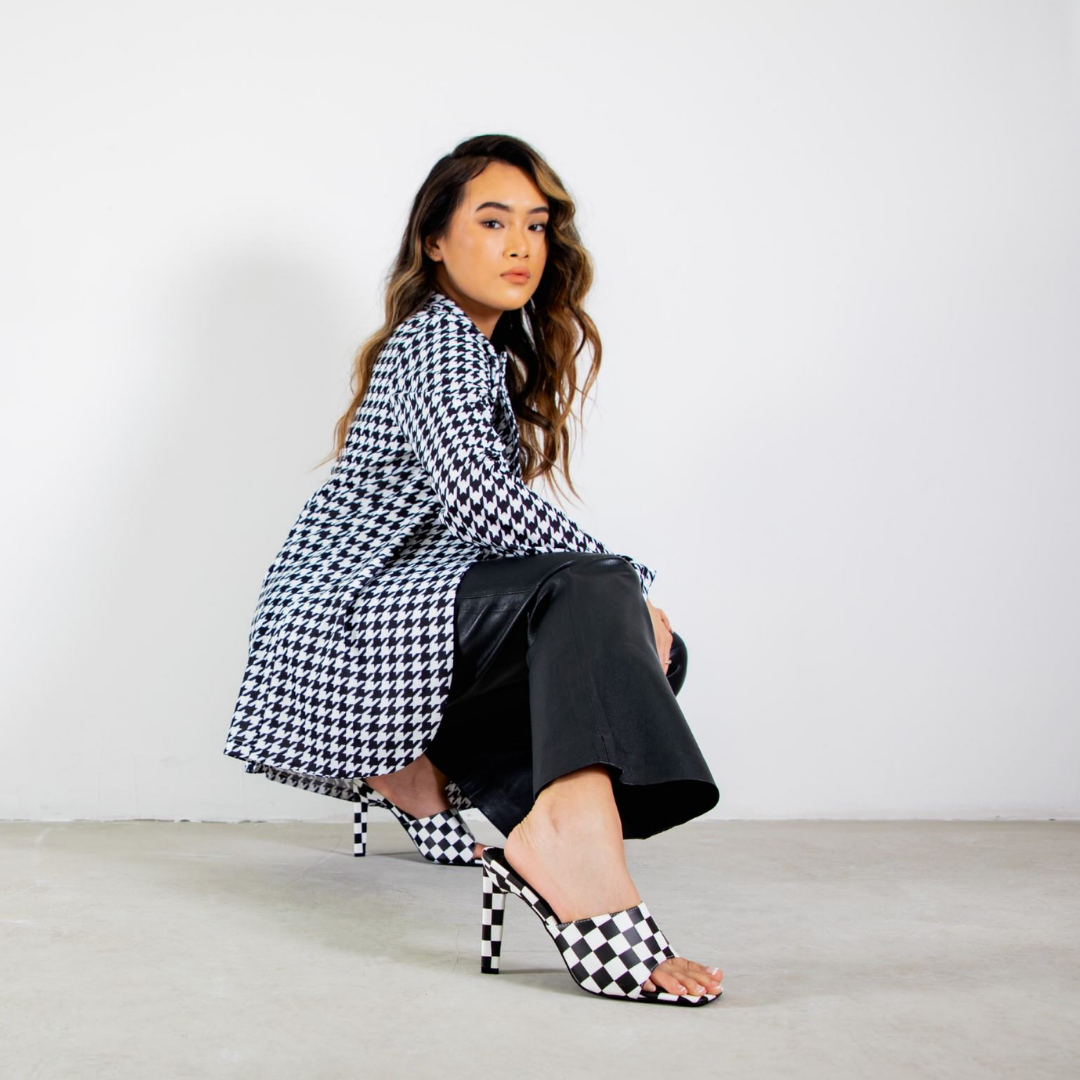 RAID Kaylor Heeled Mule in Mono