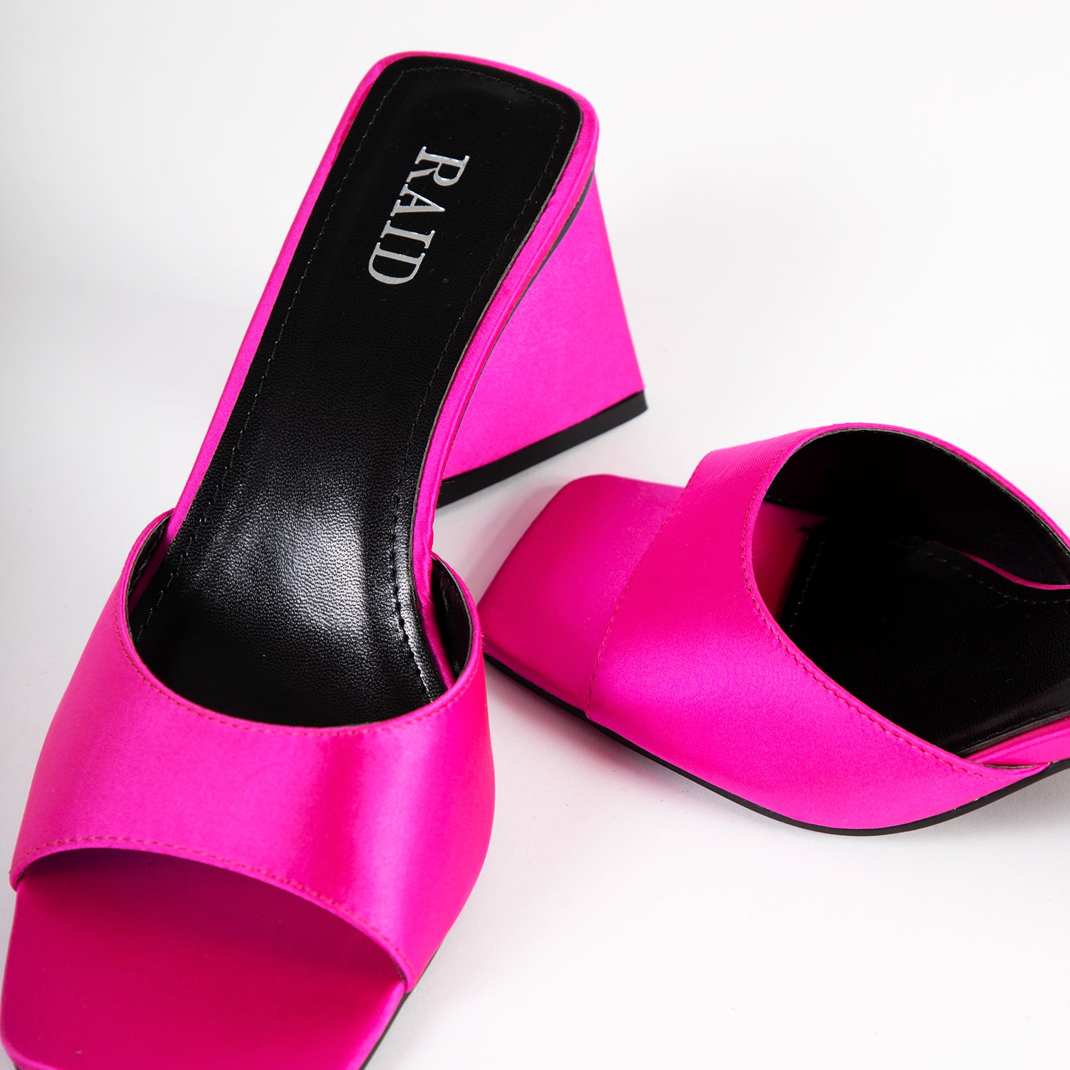 RAID Acasia Block Heeled Mule in Hot Pink