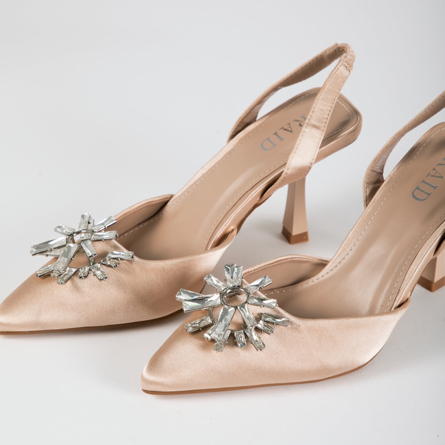 RAID Aisha Slingback Heeled Pump In Nude