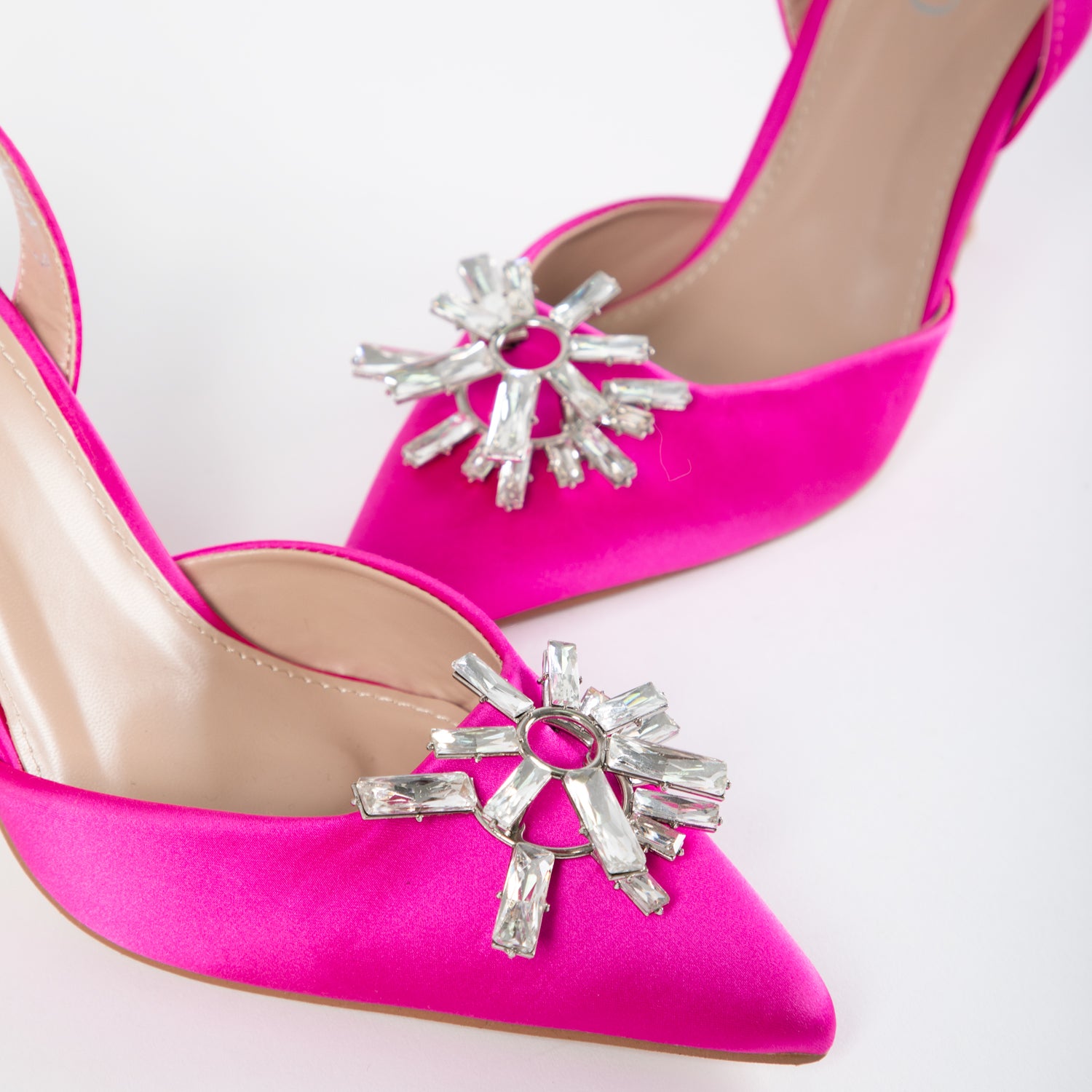 RAID Aisha Slingback Heeled Pump In Pink