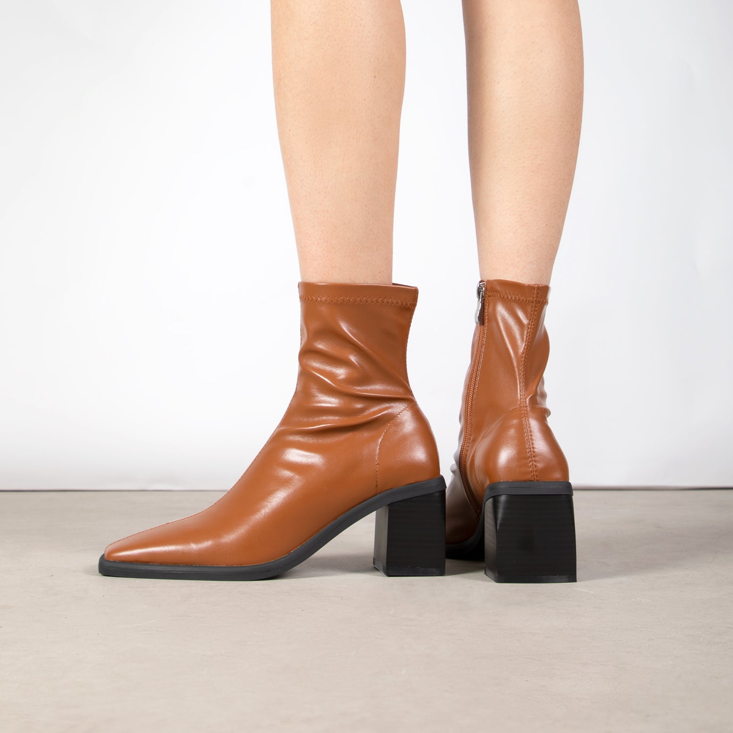 RAID Averie Sock Boot in Tan