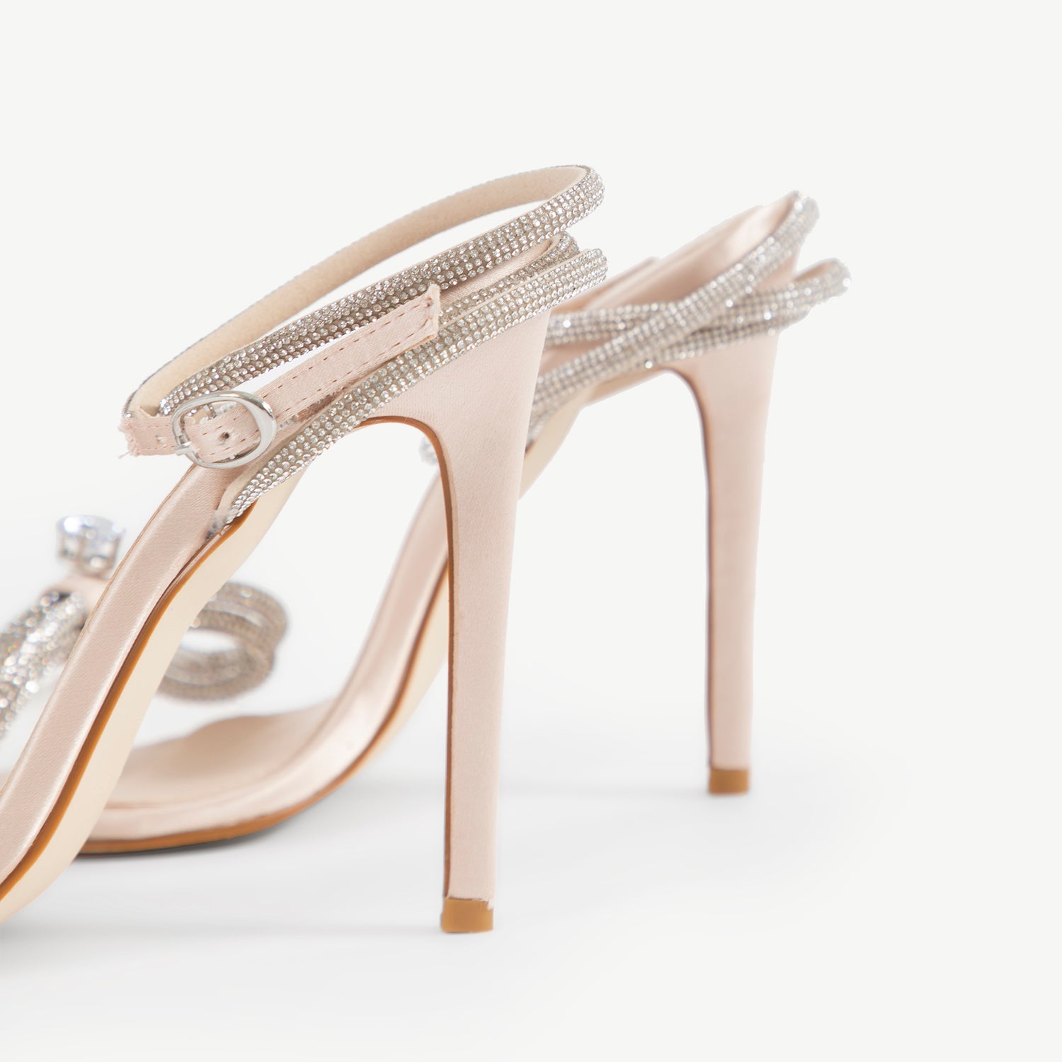 BEBO Ayraa Square Toe Heel in Champagne