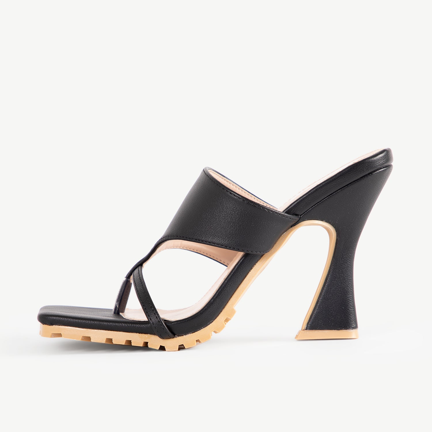 RAID Bennet Square Toe Mule in Black