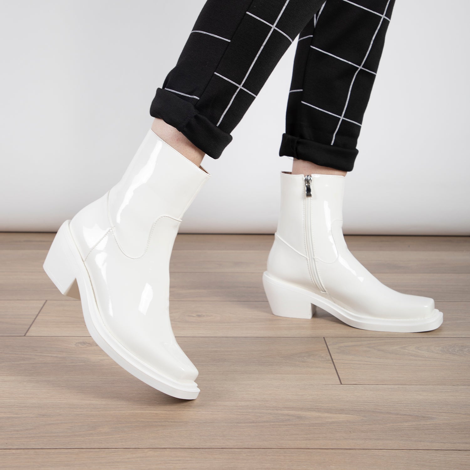 RAID Celina Ankle Boot in White
