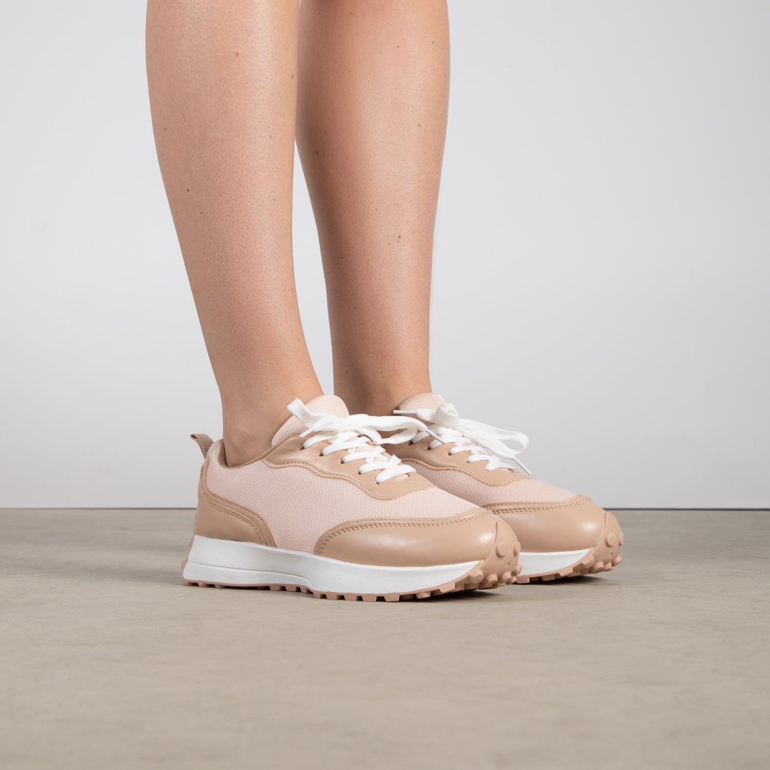 RAID Dazz Chunky Trainers in Nude