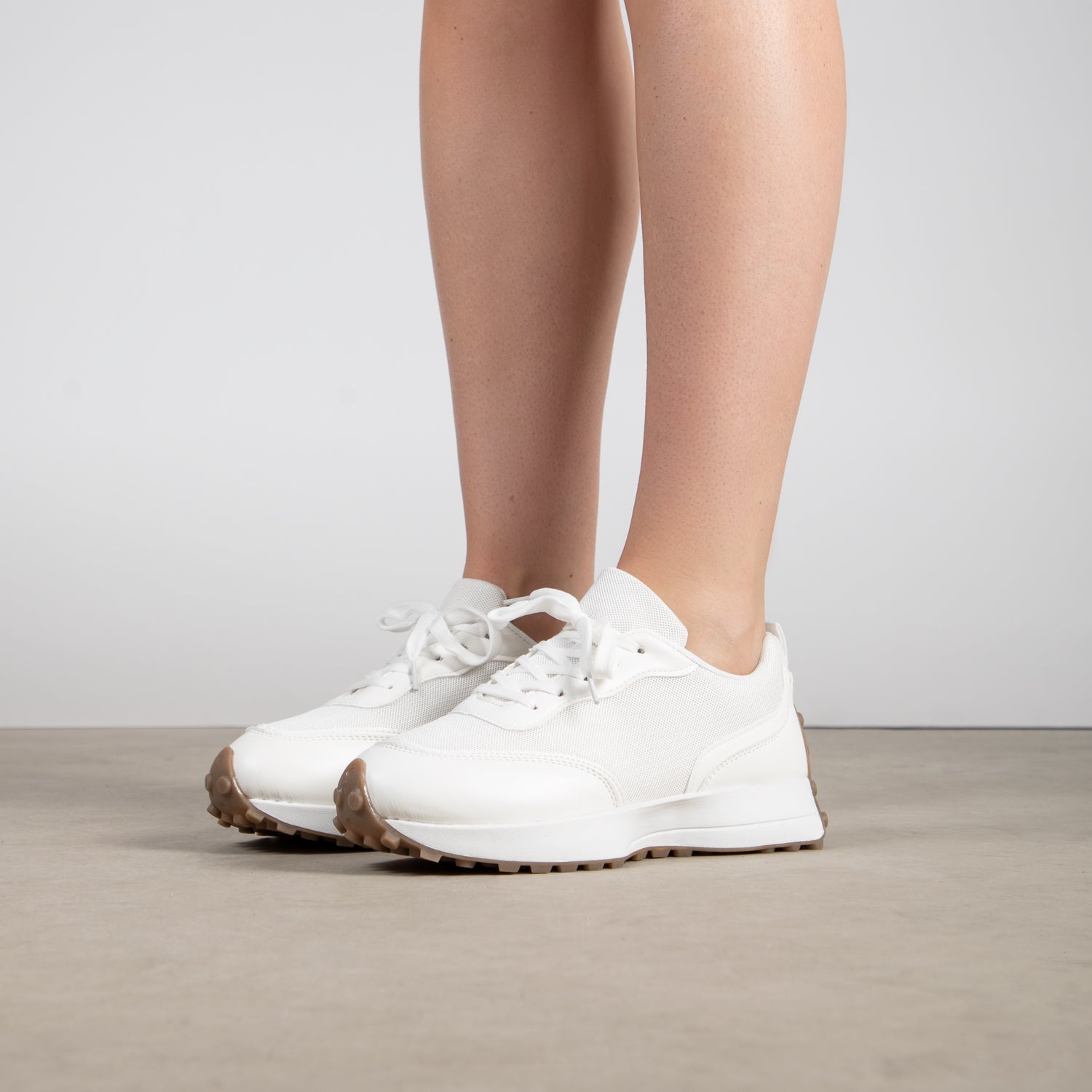 RAID Dazz Chunky Trainers in White