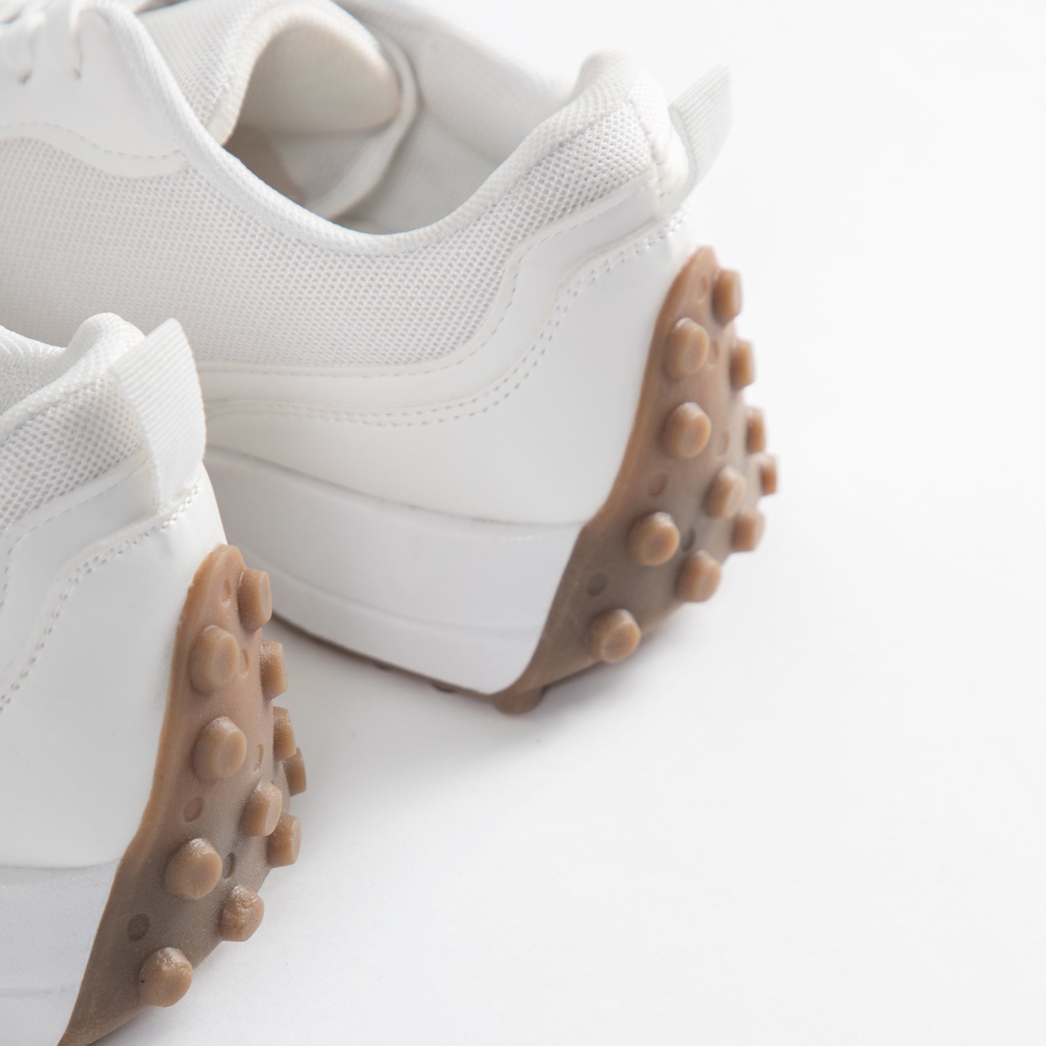 RAID Dazz Chunky Trainers in White