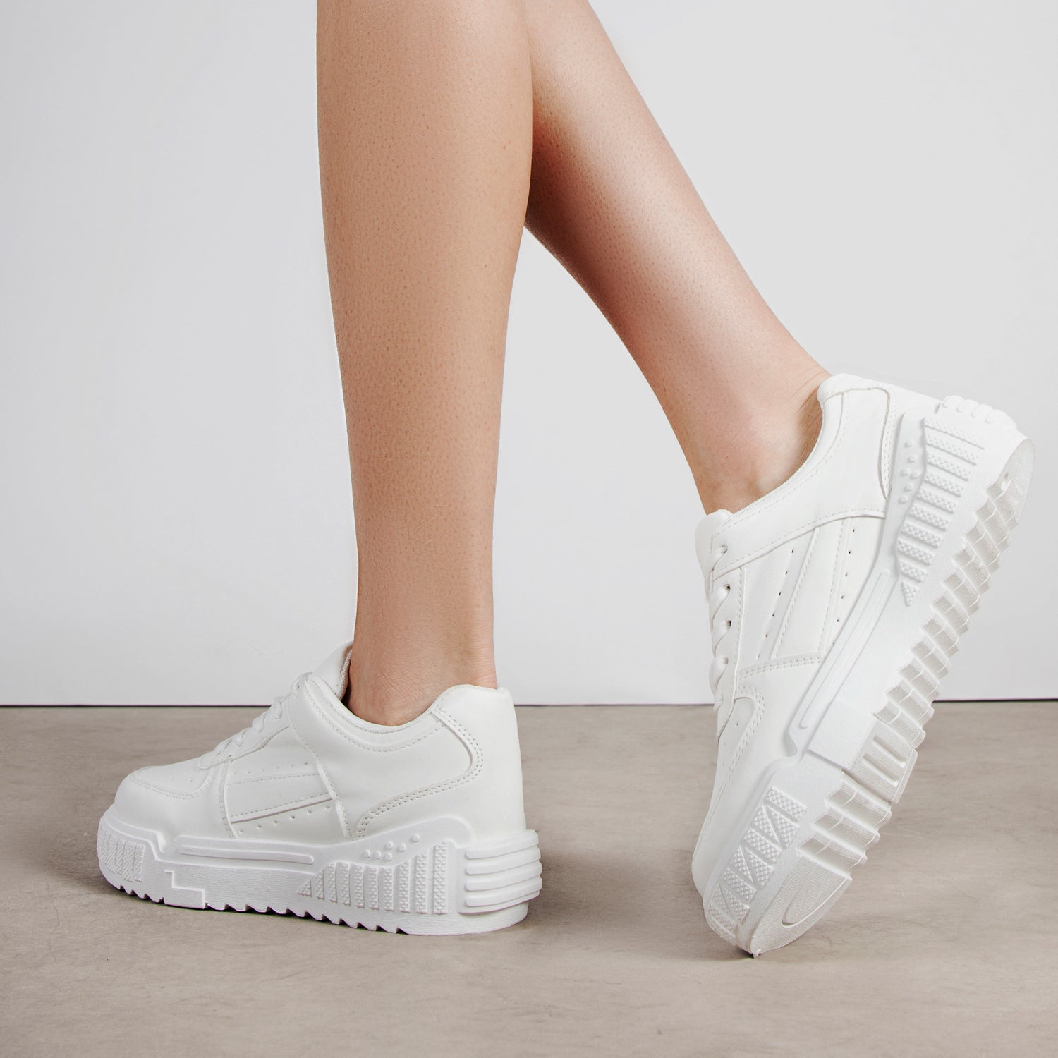 RAID Dexter Chunky Trainer in White