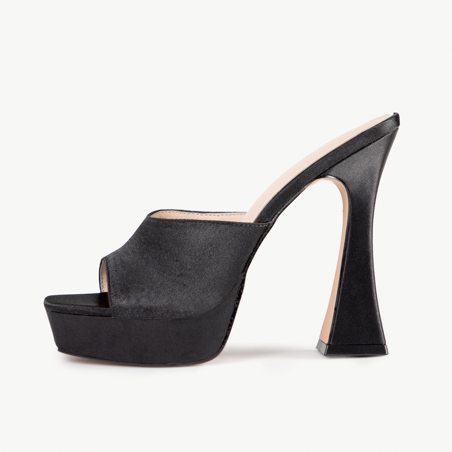 BEBO Estee Platform Mule in Black