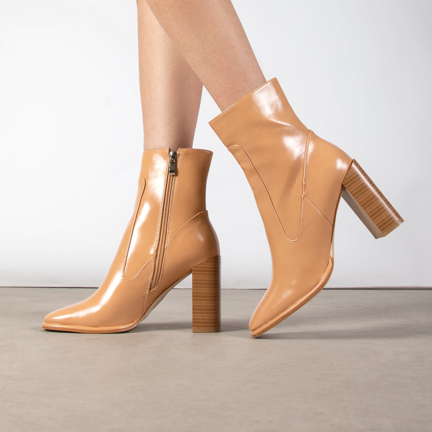 RAID Jennyl Block Heeled Ankle Boot in Sand