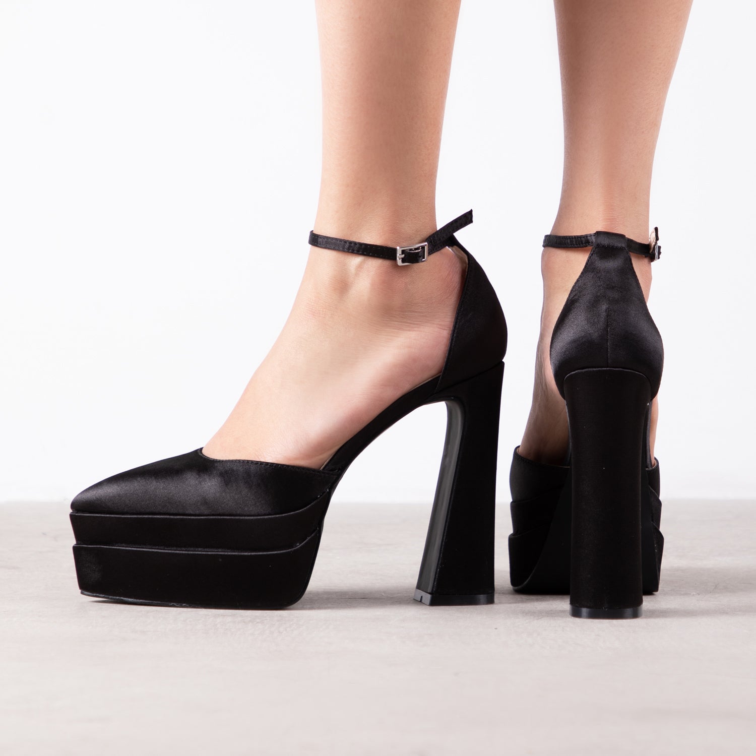 RAID Lavender Platform Heel in Black