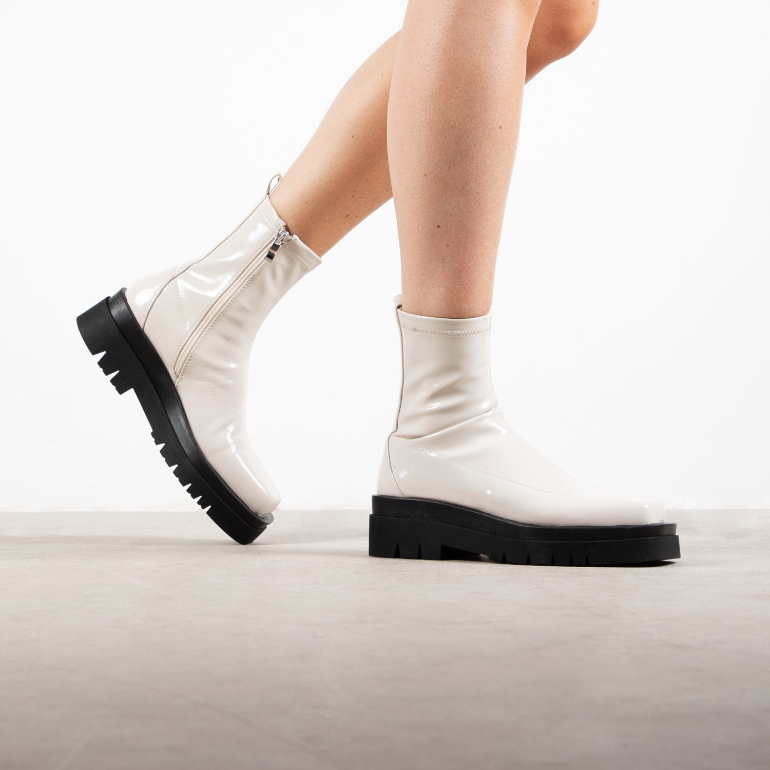 Raid Milla Ankle Boot in Off White