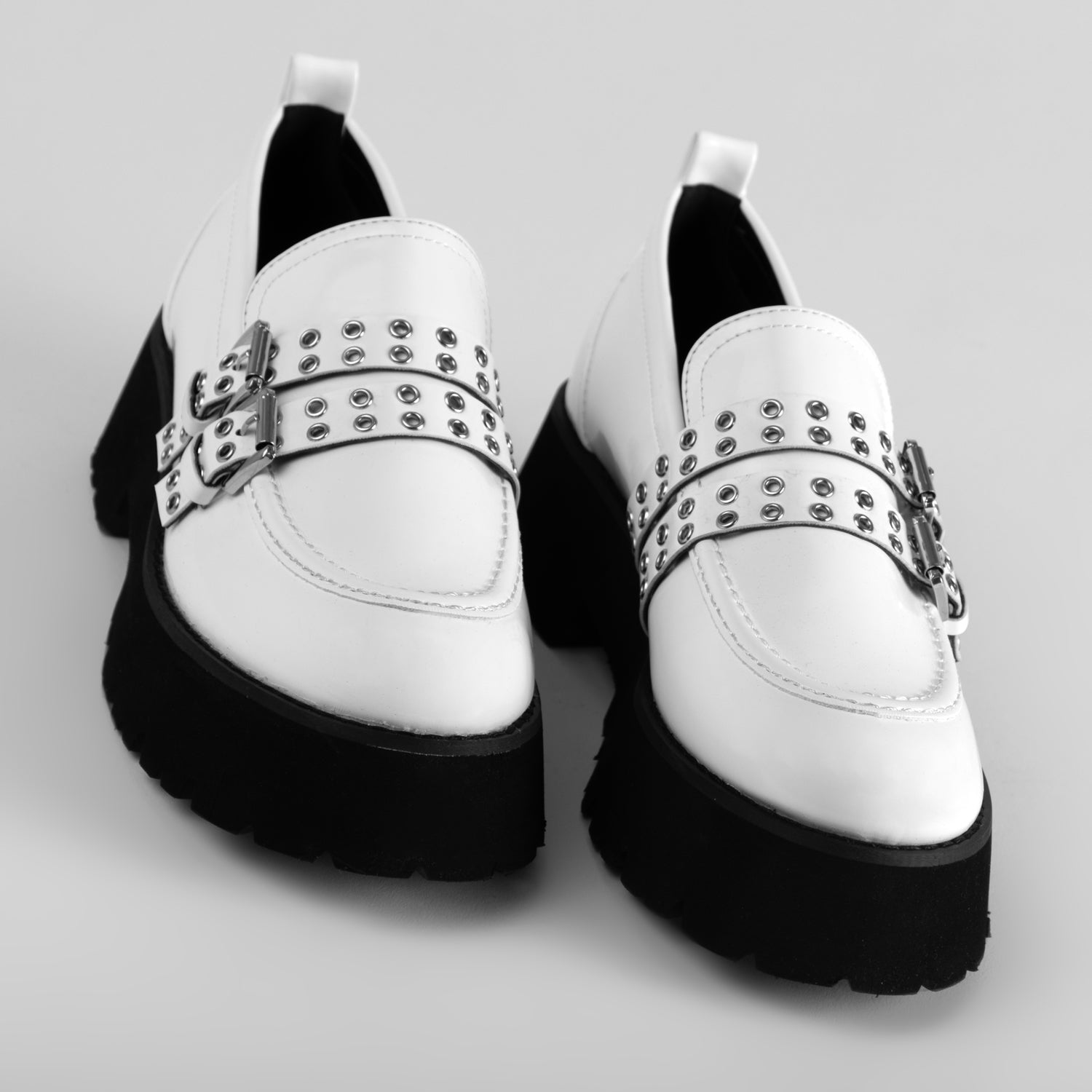 RAID Mitali Loafers In White