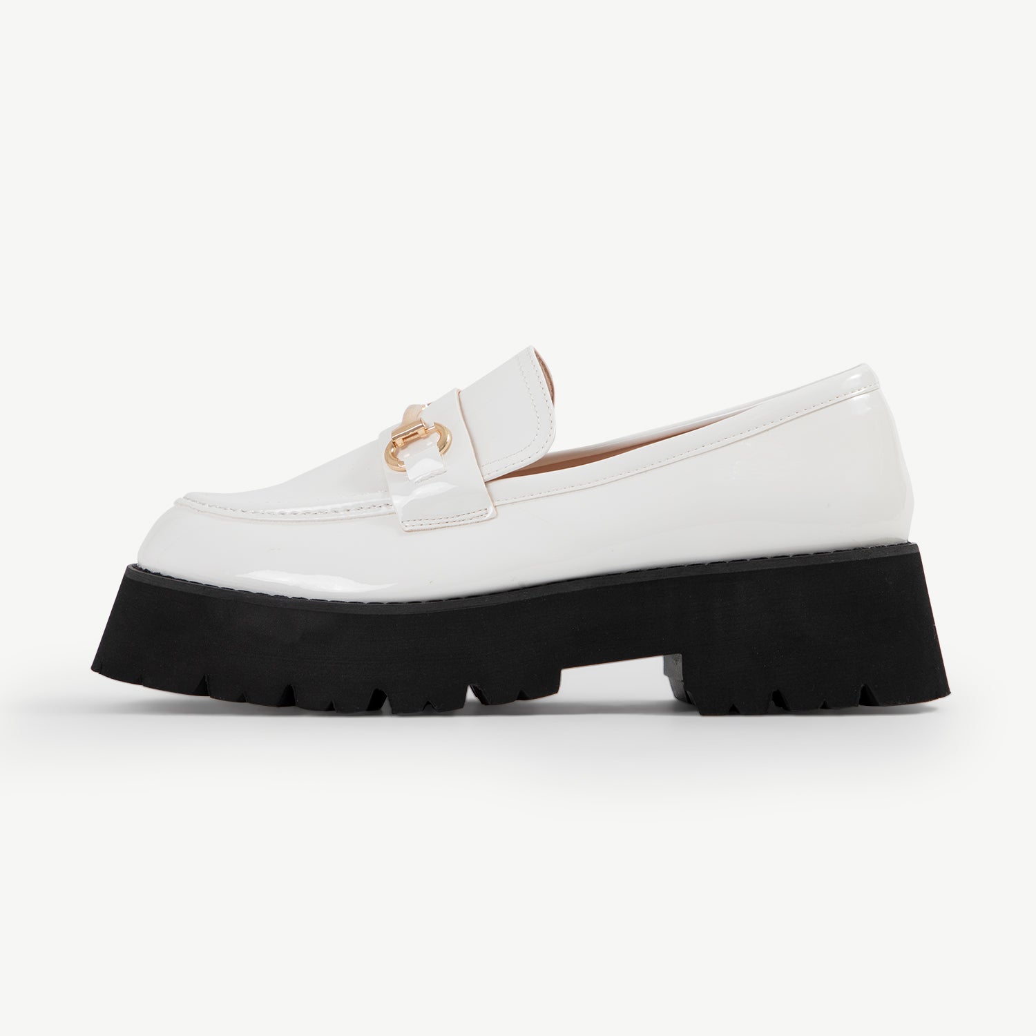 RAID Monster Chunky Flat Shoe in White