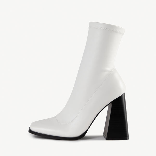 RAID Nadia Ankle Boot in White