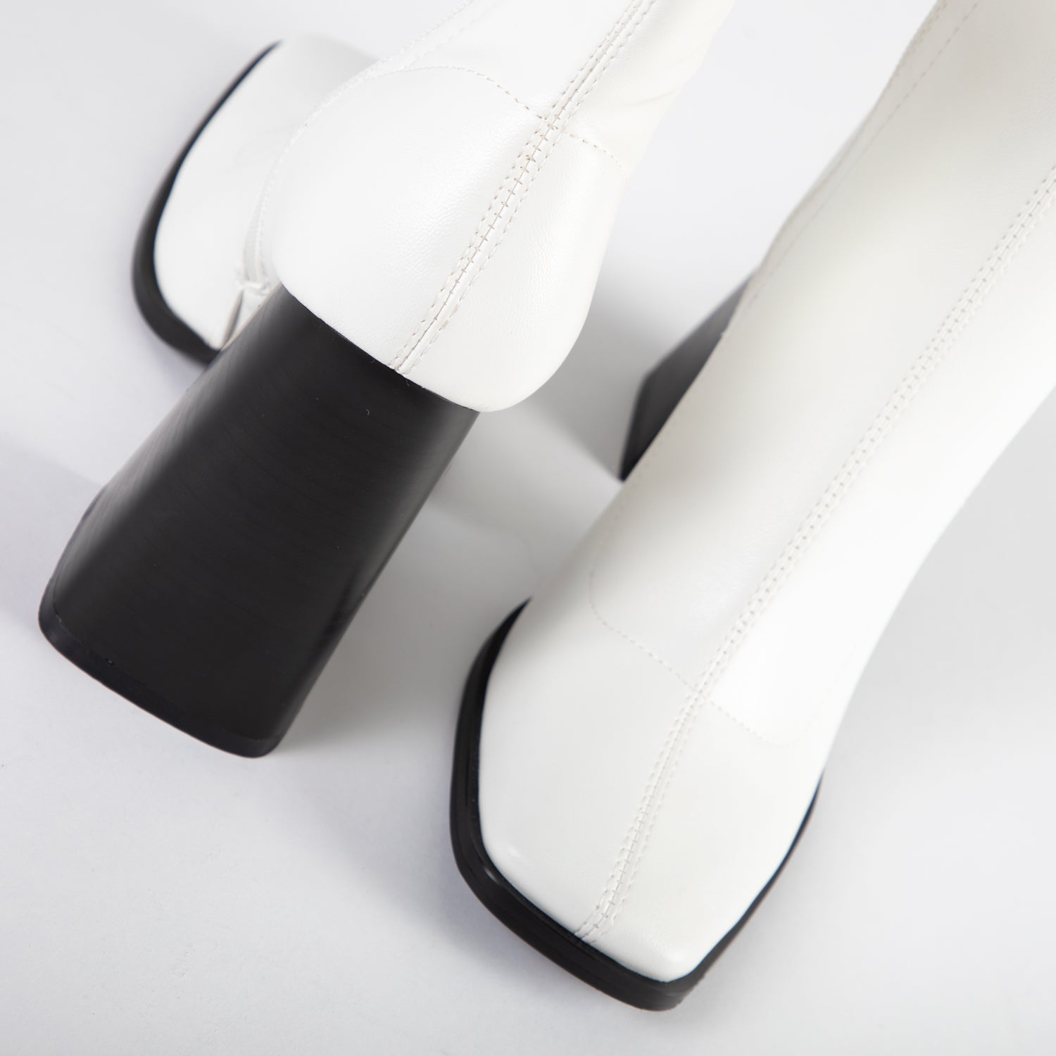 RAID Nadia Ankle Boot in White