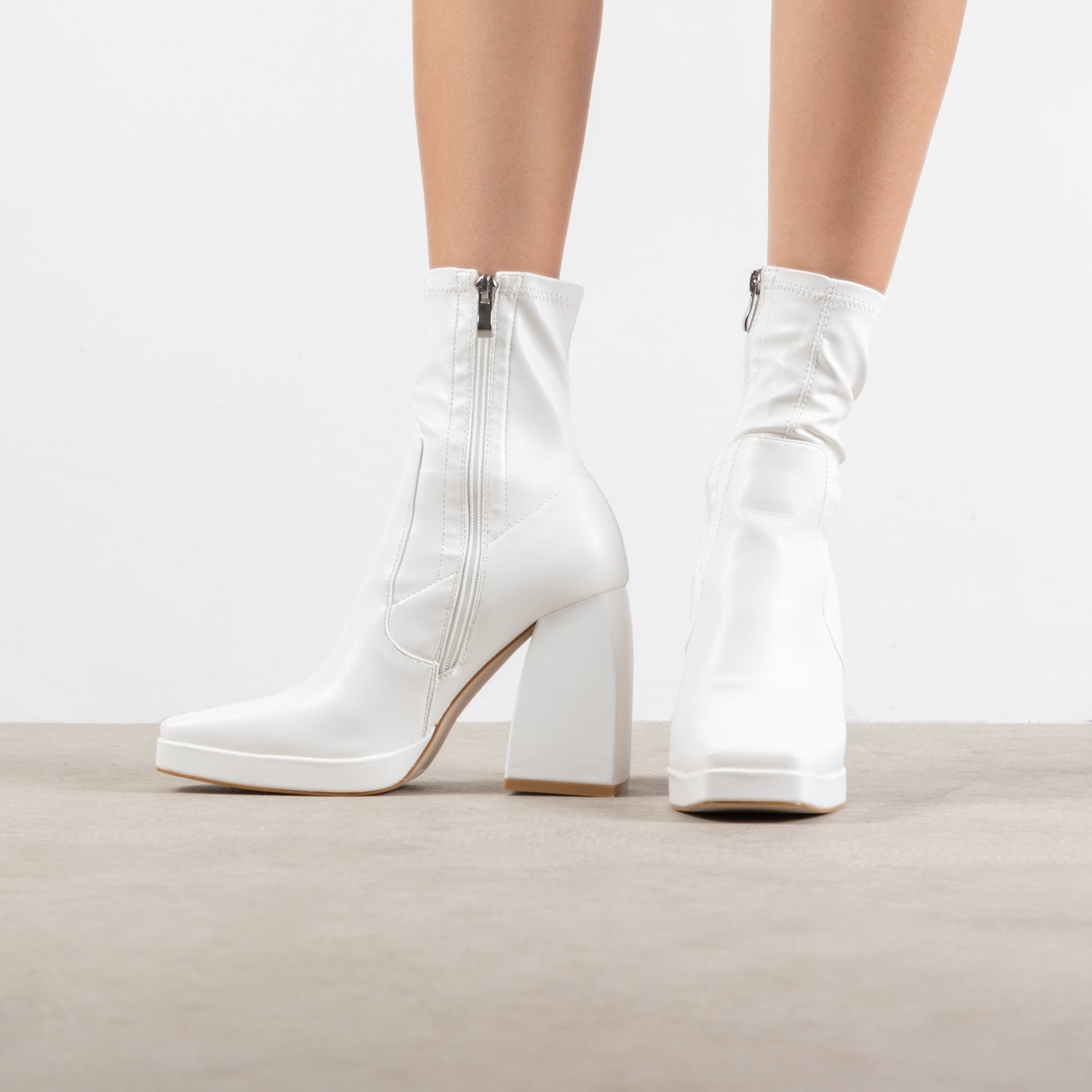 RAID Recruit Block Heeled Ankle Boot in White