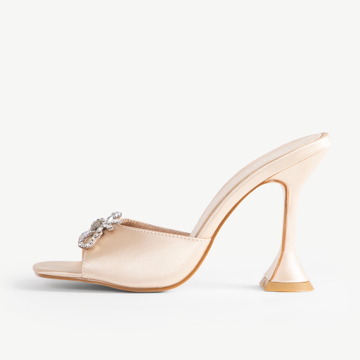 BEBO Rizzle Heeled Mule in Champagne