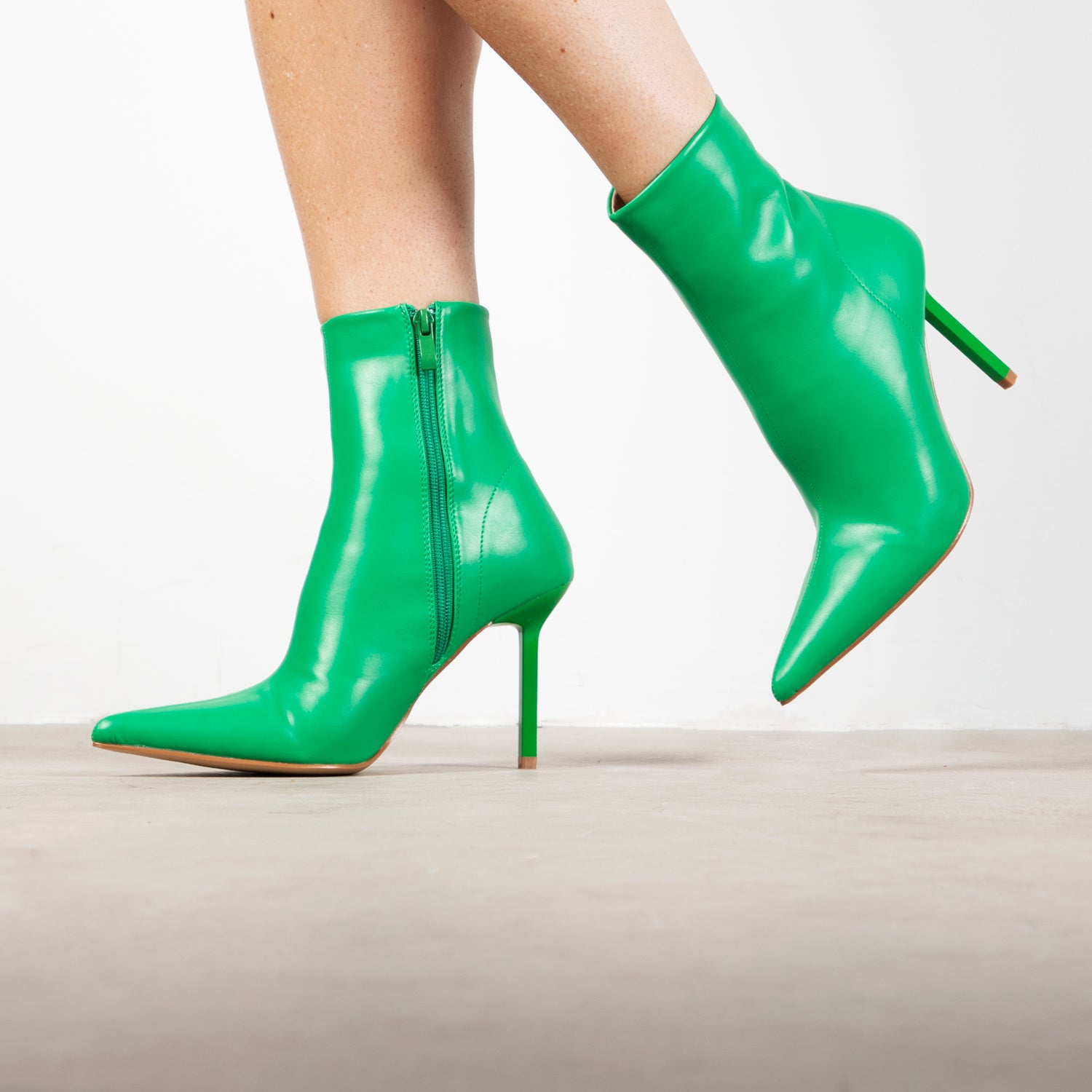 RAID Tamyra Ankle Boot in Green