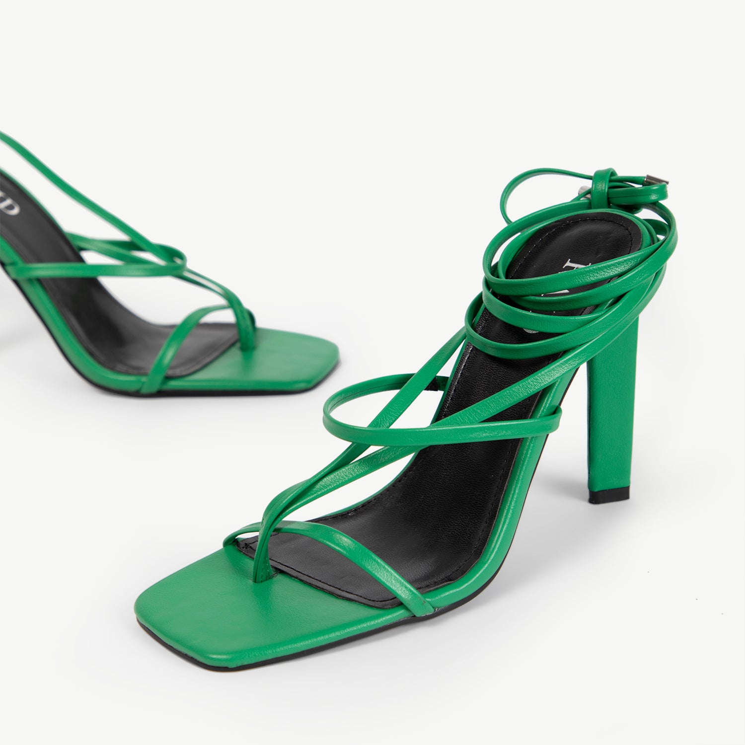 RAID Venosa Lace Up Heel in Green