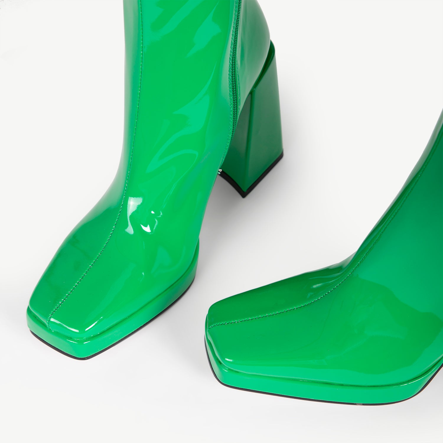 RAID Vista Block Heeled Ankle Boot in Green