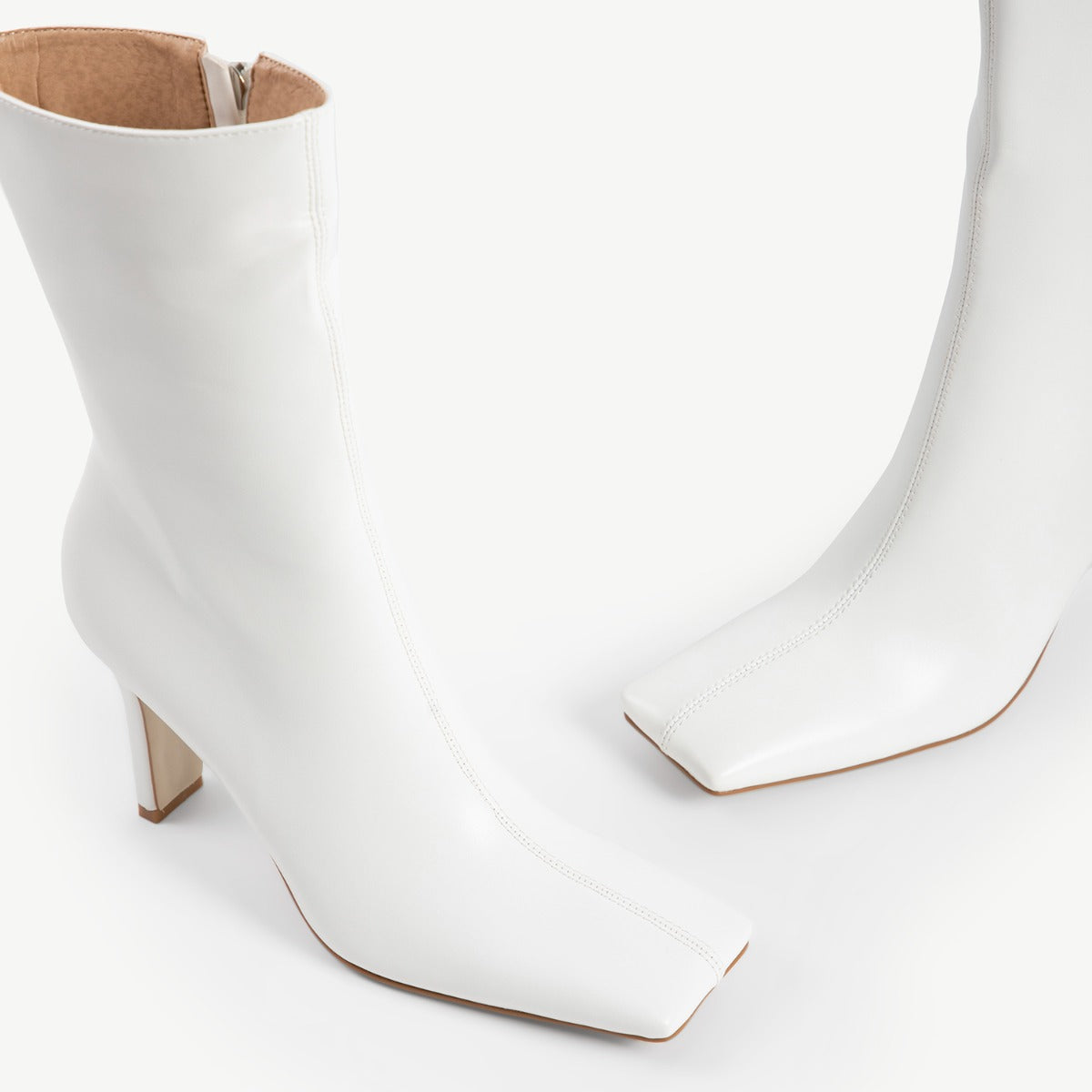 RAID Briar Ankle Boot in White