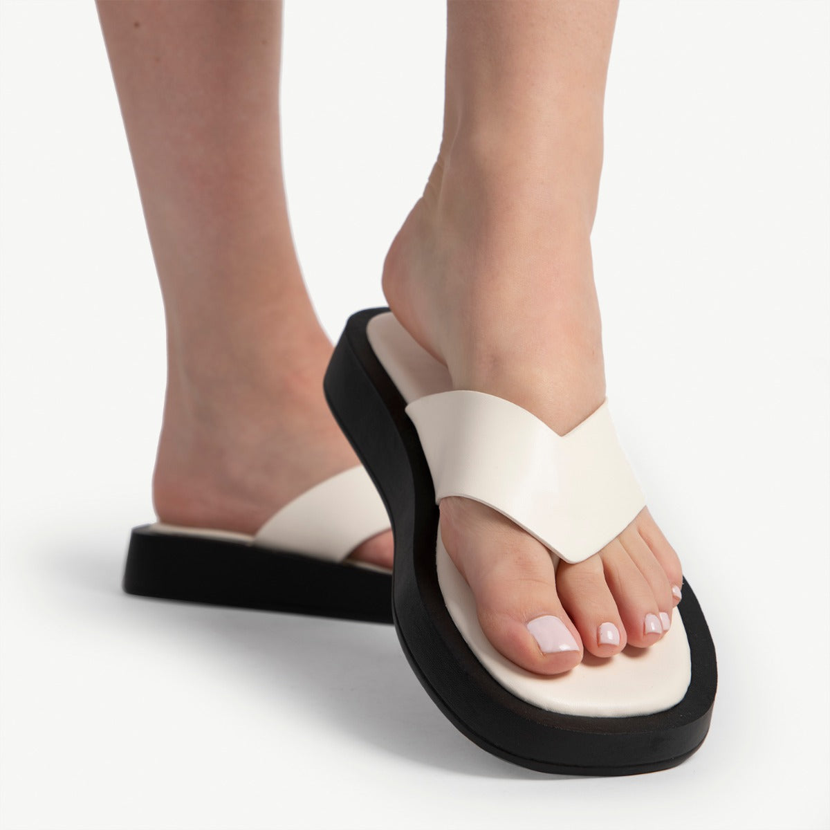 RAID Dornea Chunky Sandal in Cream