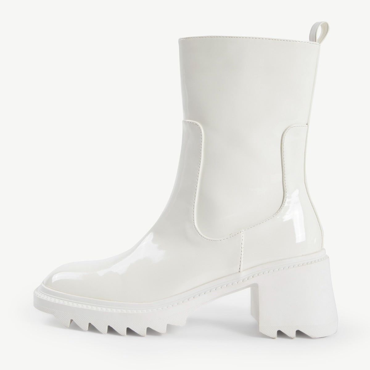 RAID Ennis Ankle Boot in White