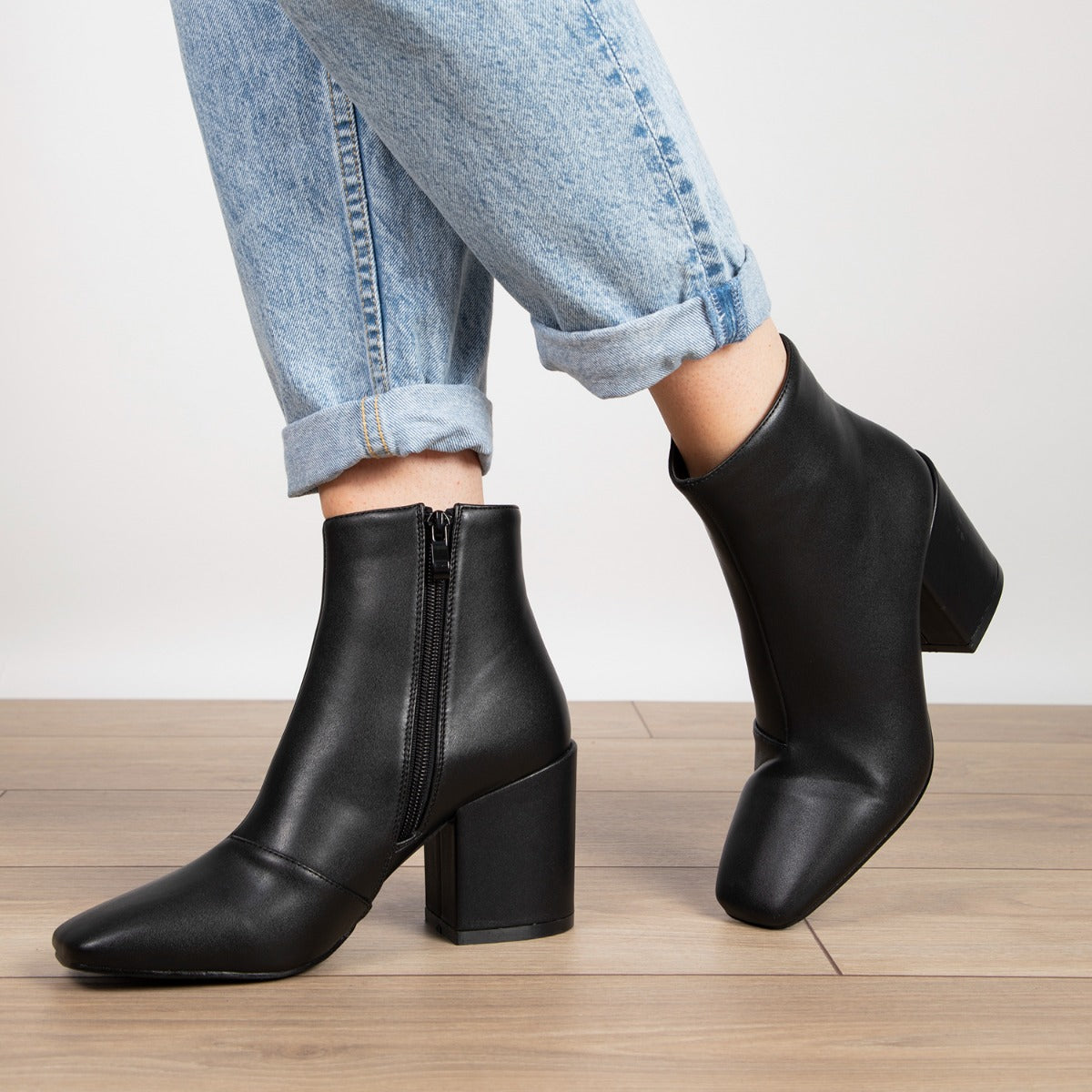 RAID Hollis Block Heeled Boot in Black