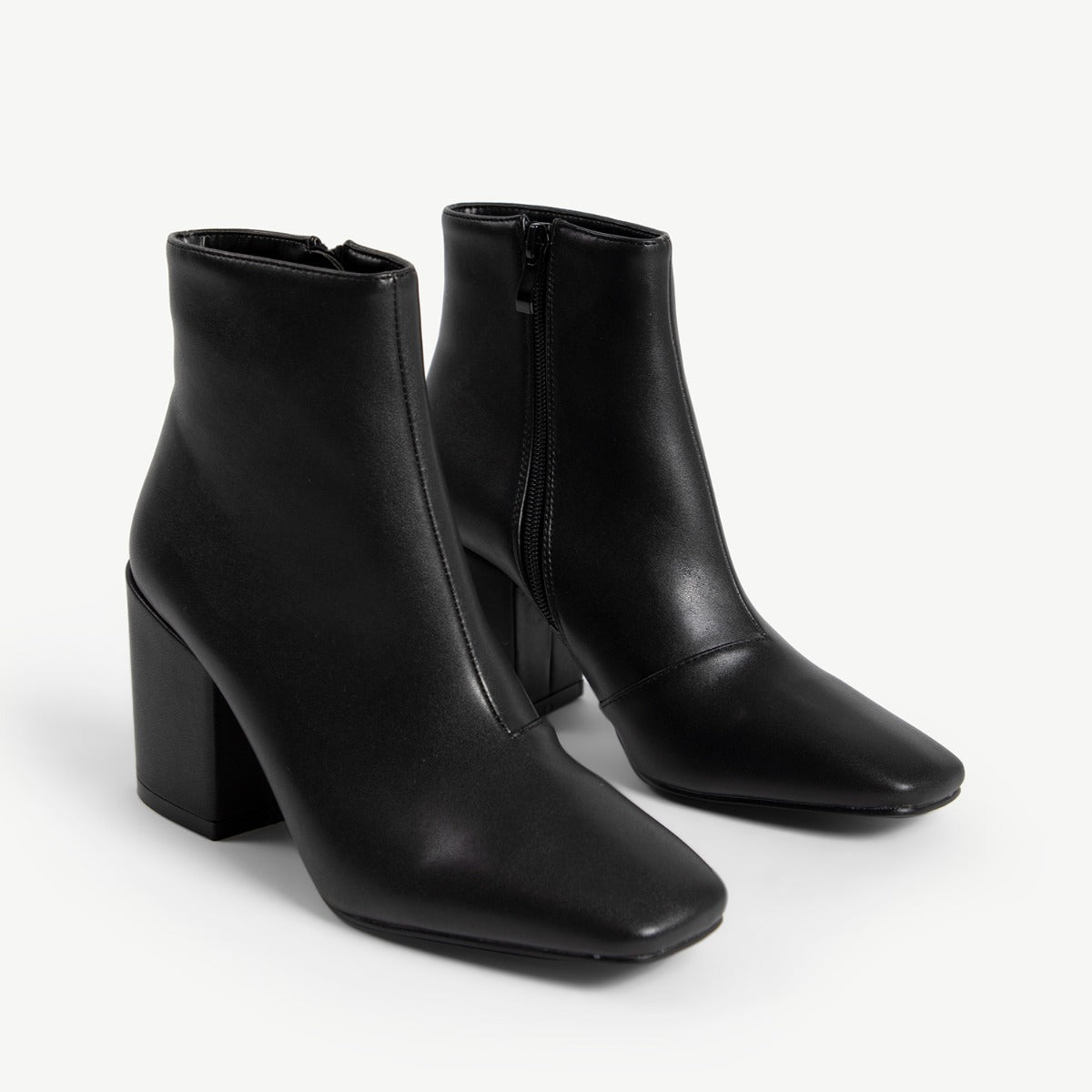 RAID Hollis Block Heeled Boot in Black