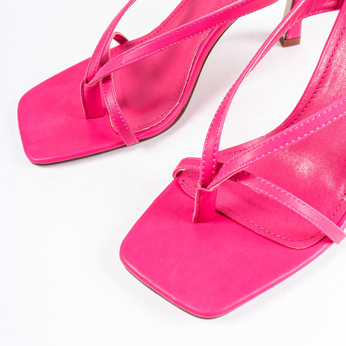 RAID Meeka Square Toe Post Sandal in Pink