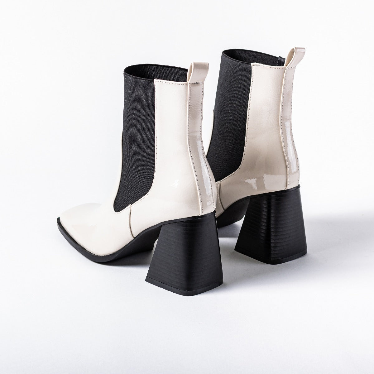 RAID Antonia Ankle Boot in White