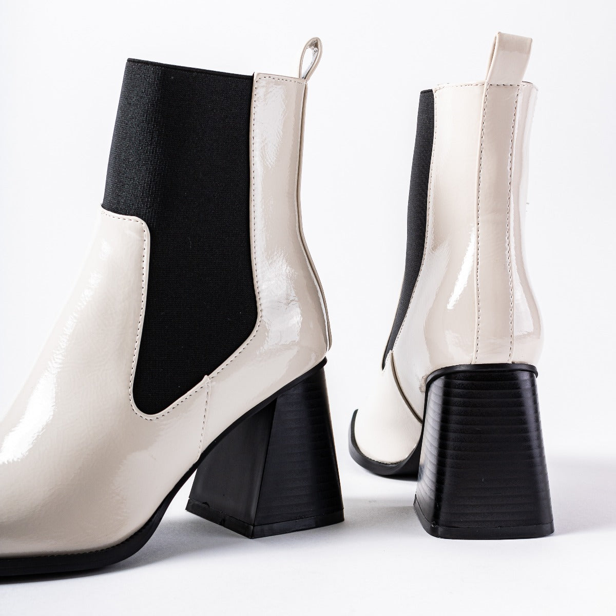 RAID Antonia Ankle Boot in White