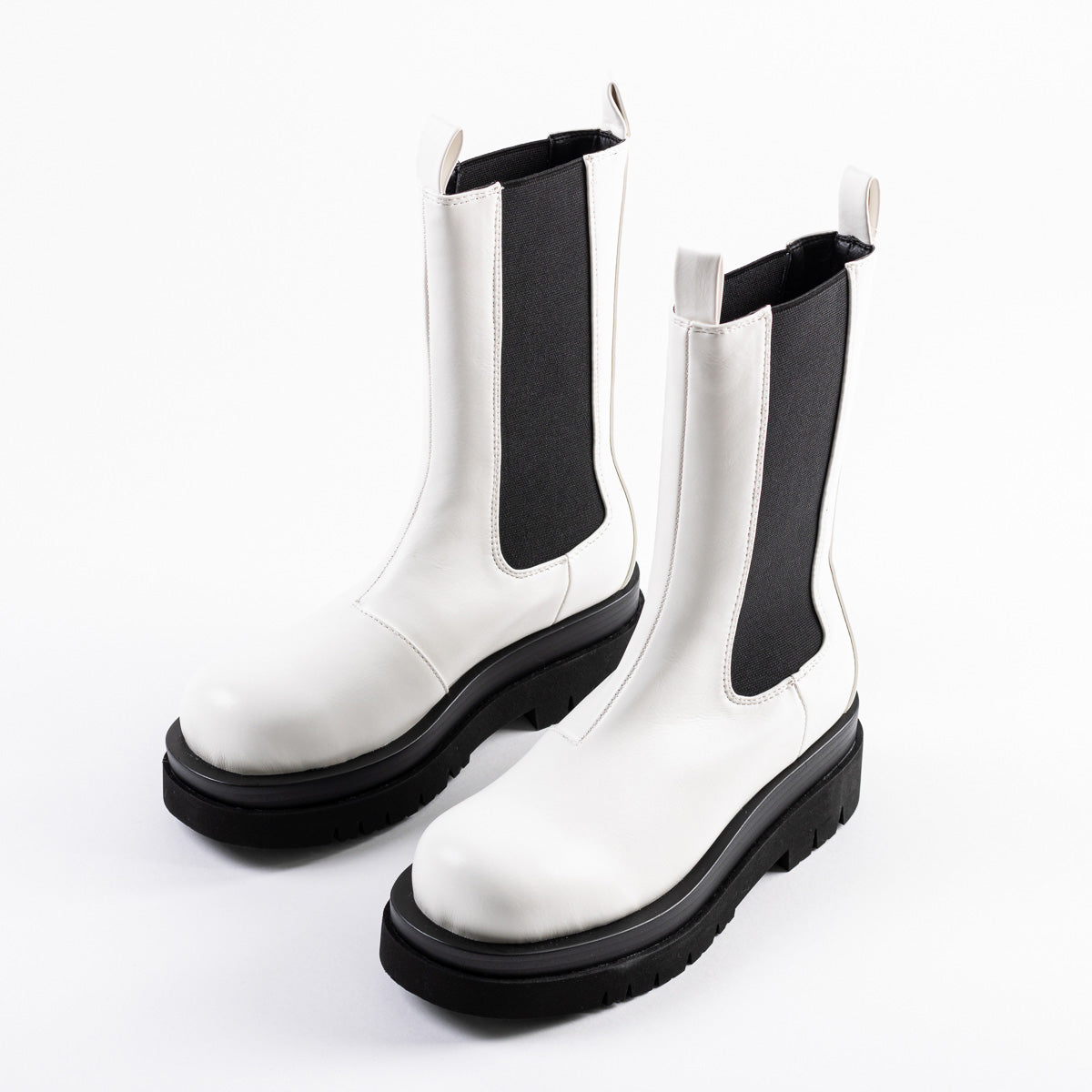 RAID Kendall Ankle Boot in White