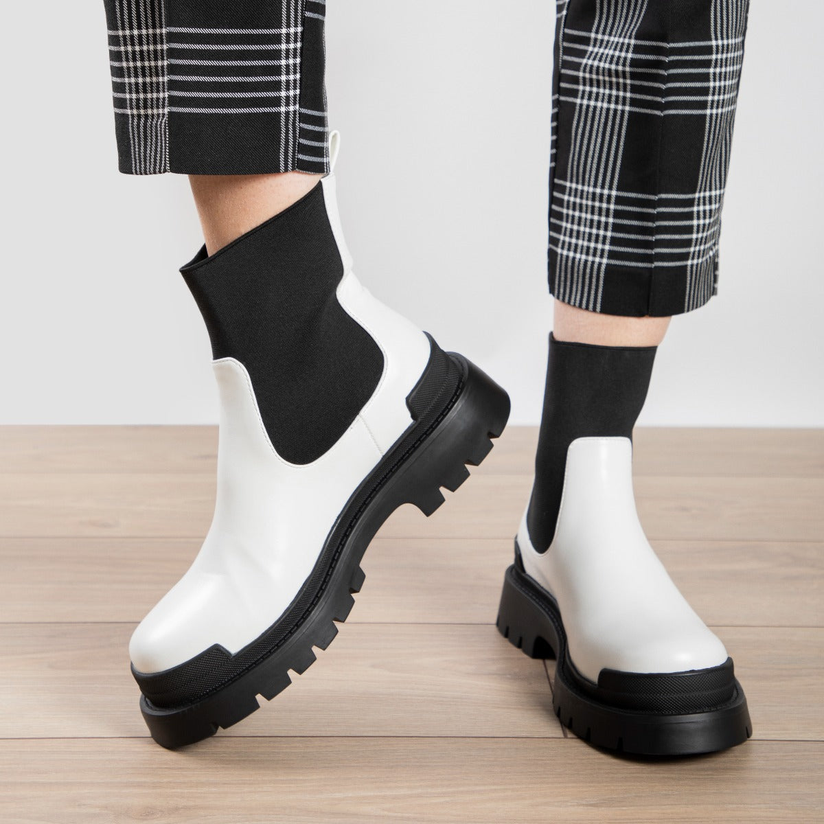 RAID Lyra Chunky Ankle Boot in White