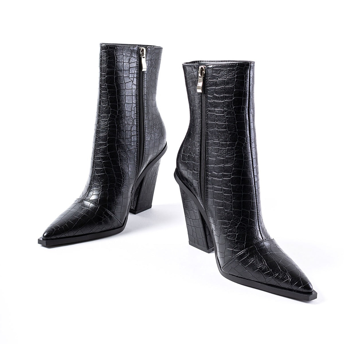 RAID Mirren Block Heeled Boot in Black